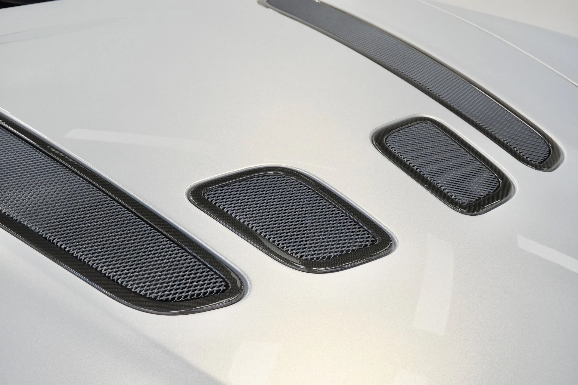 mph042_133216500_Used_2017_Aston_Martin_Vantage_Roadster_7_Speed_Manual_Limited_1_of_100_for_the_USA_1765816519_c4079dce33