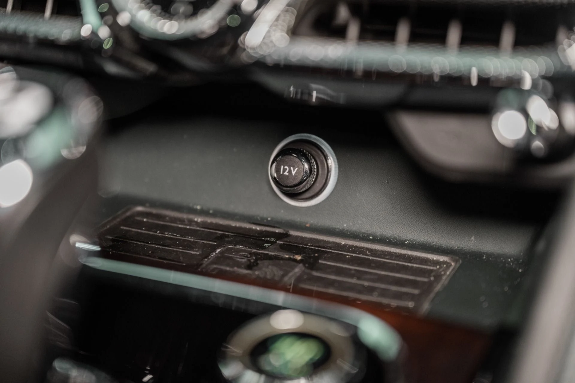 mph042_1334172843_Used_2022_Bentley_Flying_Spur_V8_1761057059_c6df1c5ab6