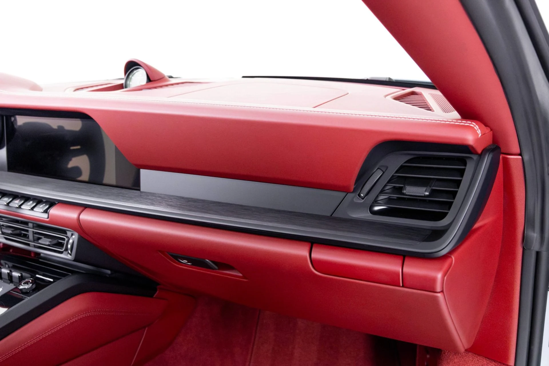 mph042_13586563_Used_2023_Porsche_911_Targa_4_GTS_1762298448_78aafdaffd