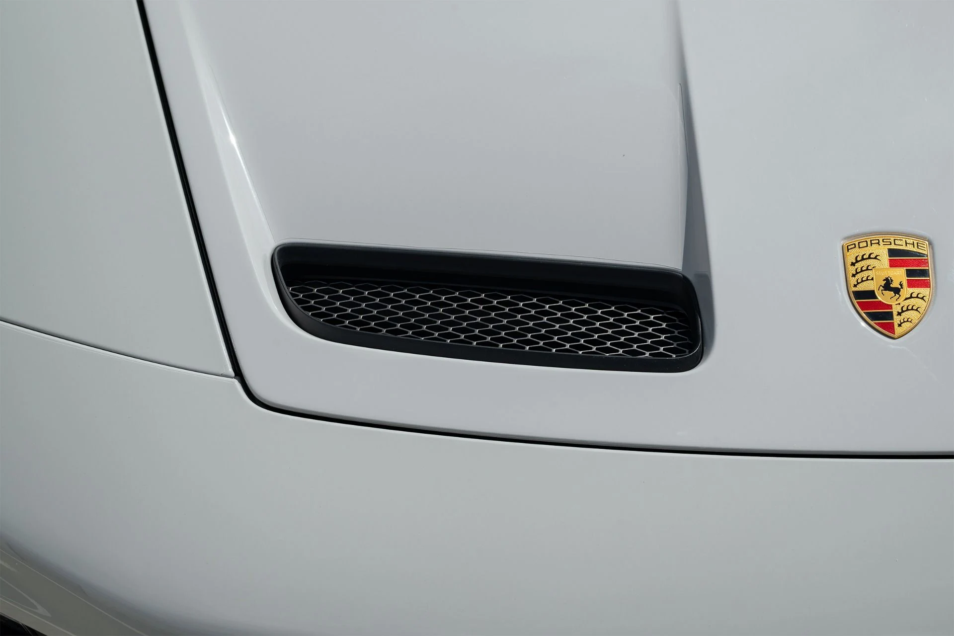 mph042_1366798306_Used_2022_Porsche_911_GT_3_Touring_1788909258_3bbbb3e257
