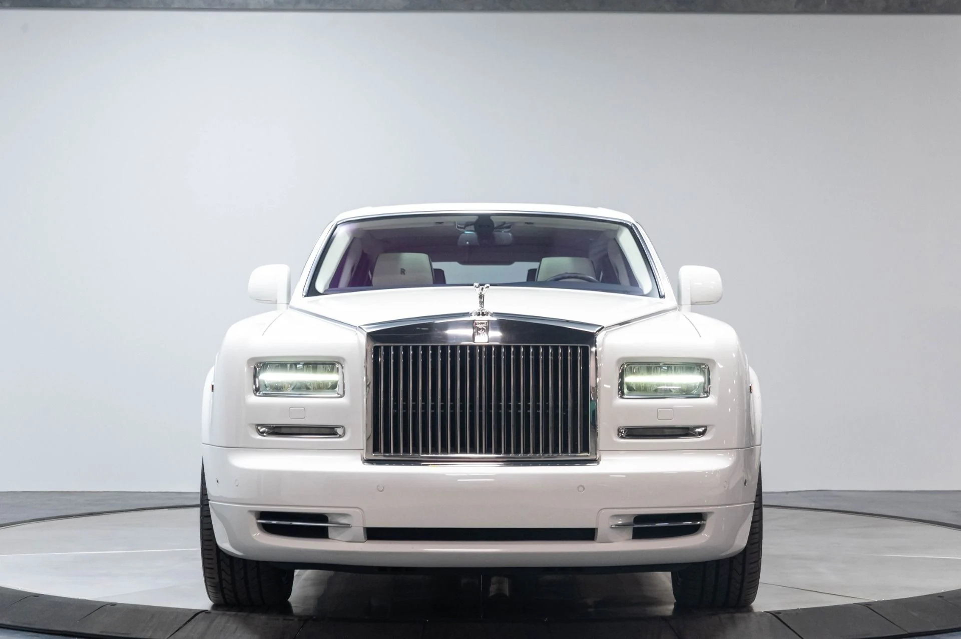 mph042_1367348594_Used_2013_Rolls_Royce_Phantom_1784226914_bcee9eb756