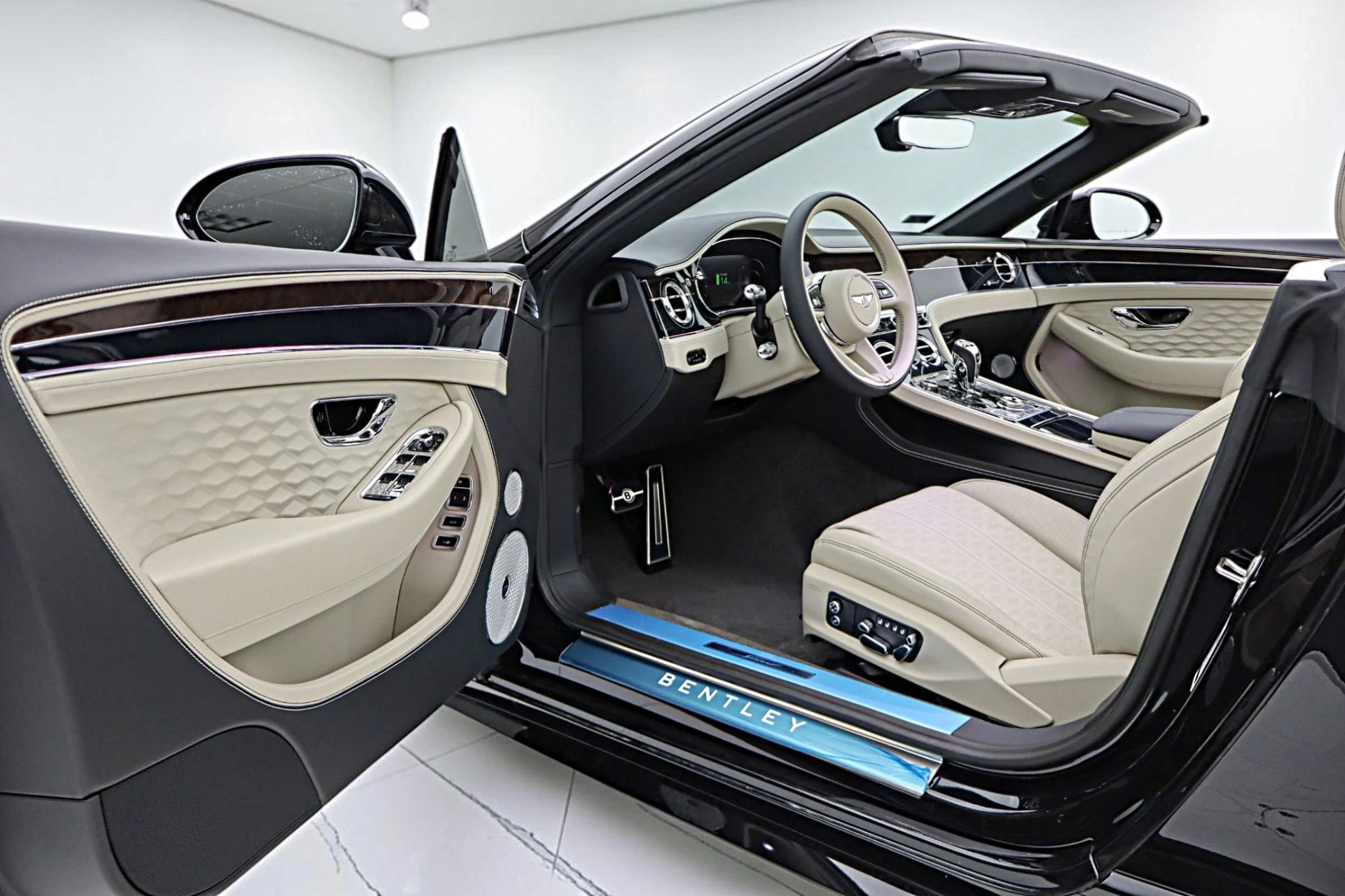 mph042_1375994097_New_2026_Bentley_Continental_GTC_Speed_7604d37ff2