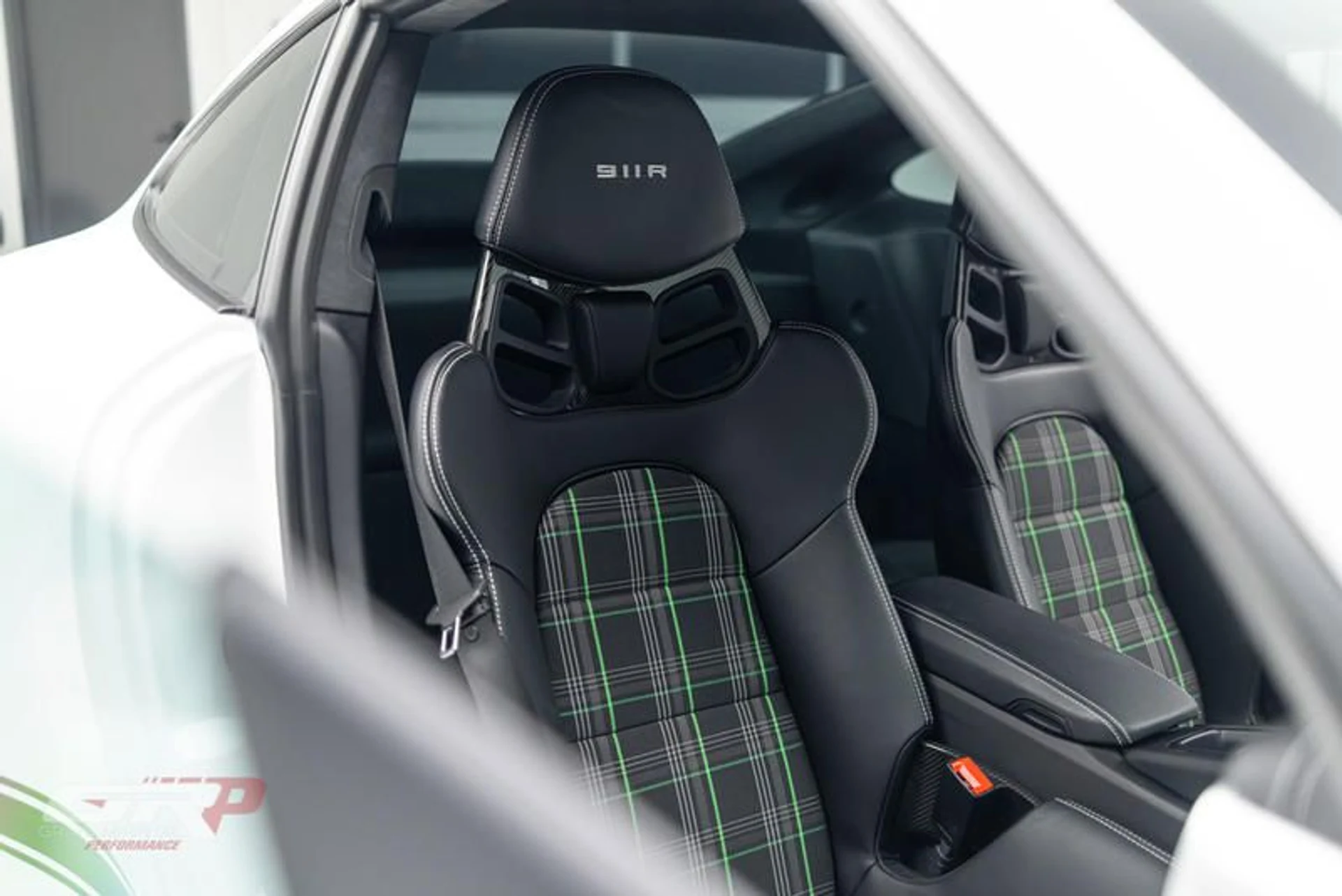 mph042_1385778614_217_FB_05_B_8570_43_F4_B3_CD_5_FDA_8804_D267_5b1c5f5196