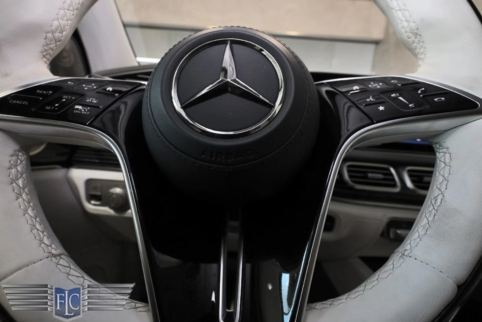 mph042_1415149178_used_2025_mercedes_benz_gls_maybachgls6004maticsuv_6305_23033193_43_1024_f063897505