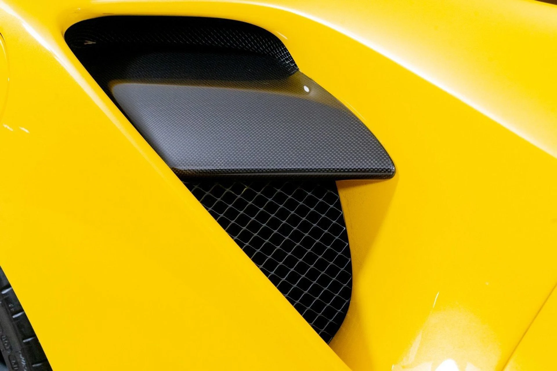 mph042_141766138_05f217bca2ed472a897e4e7d12d0524f_a05ae3c6e2