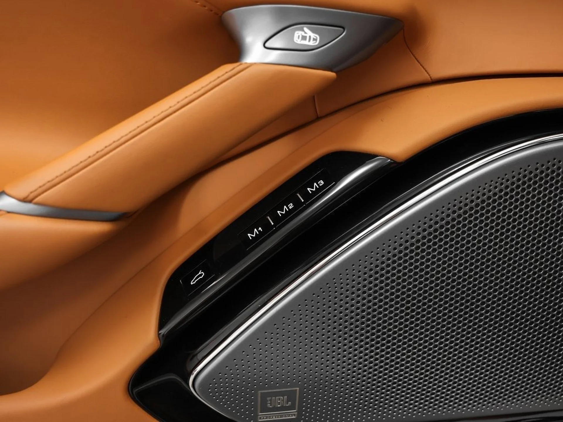 mph042_1426839867_43_ea8e7205c3