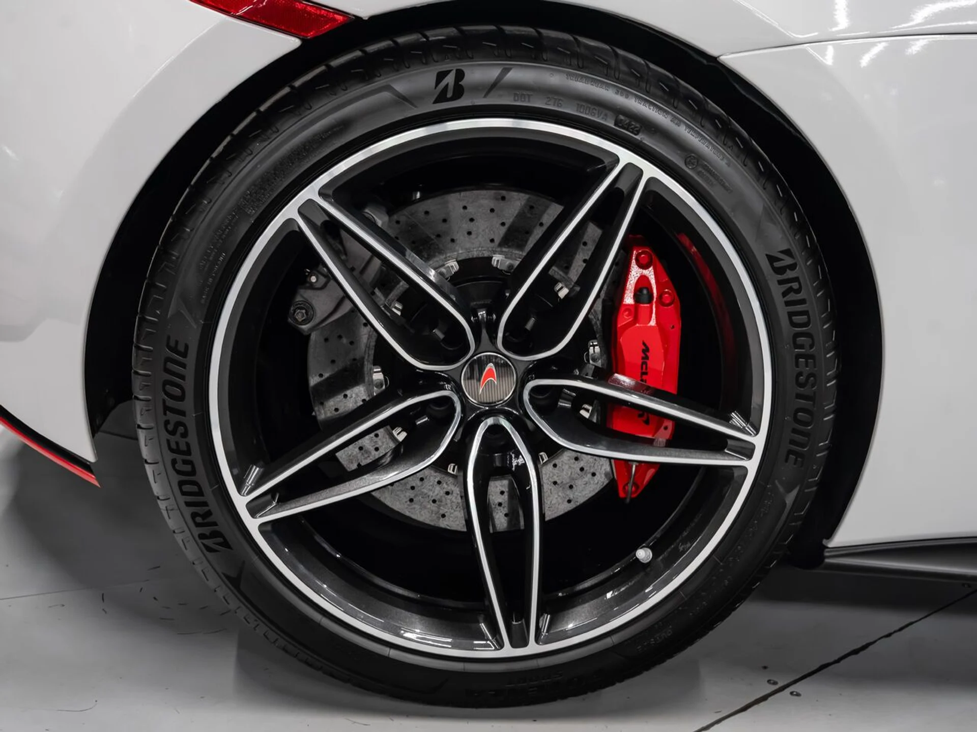 mph042_1431174540_mclaren_570s_2017_11df848f5d