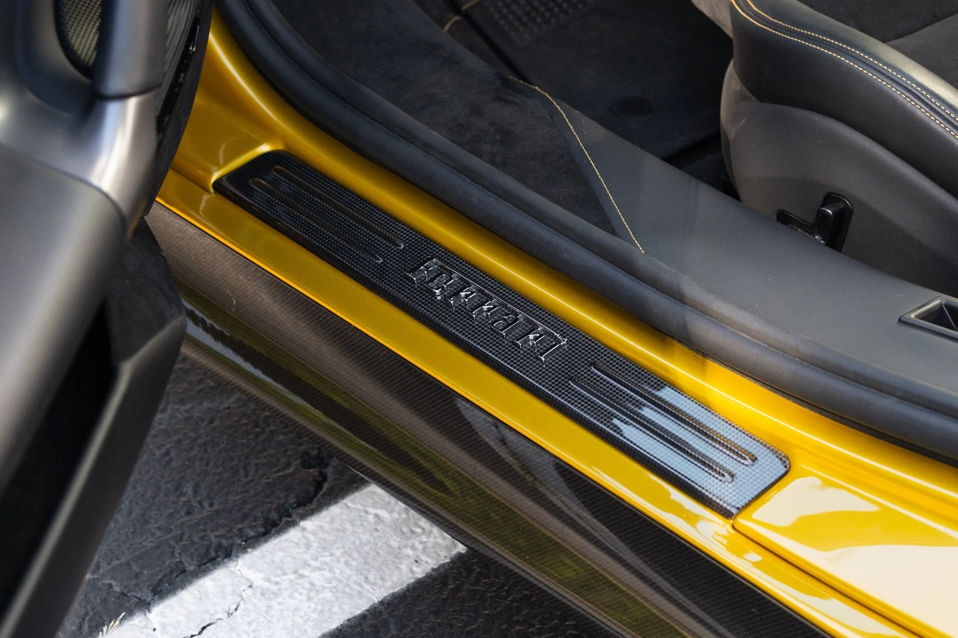 mph042_1444276670_Used_2023_Ferrari_SF_90_Stradale_1780886537_723b277bc2