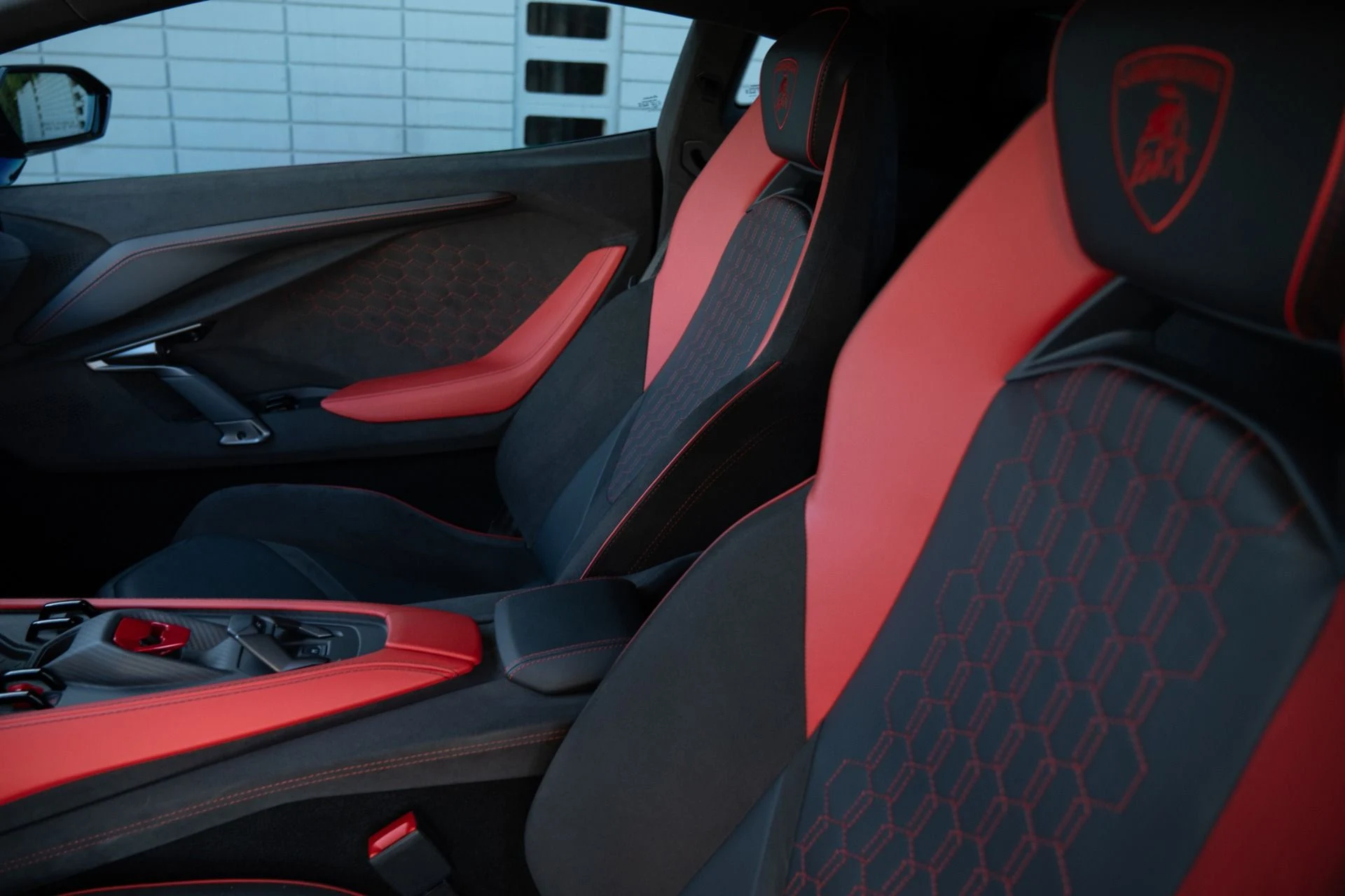 mph042_1473866400_Used_2024_Lamborghini_Revuelto_Mansory_1757354394_bf4f97db7a