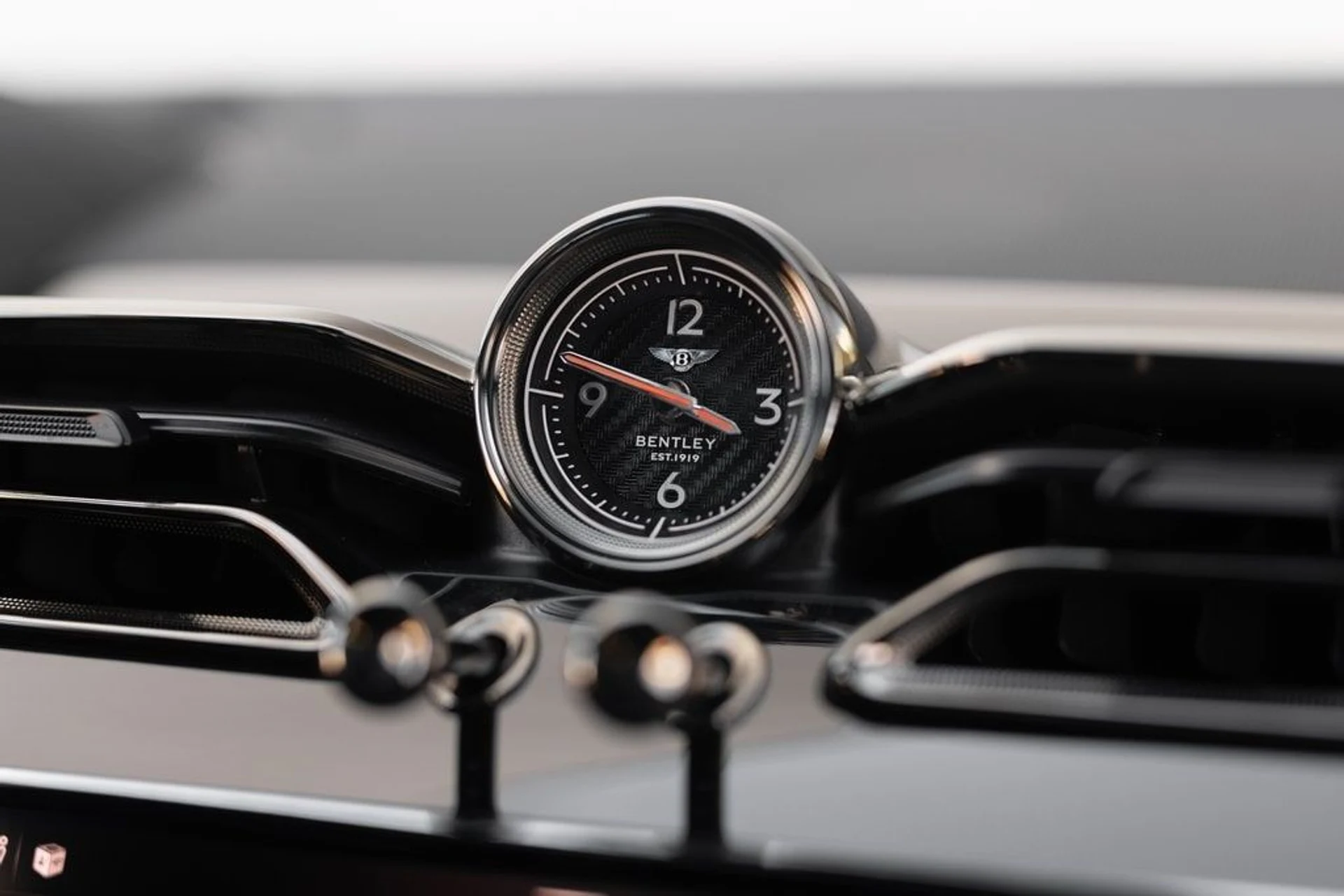 mph042_1476733742_44ecb1baf41a7a17d19f2cb2f2759d76x_b94da980c1