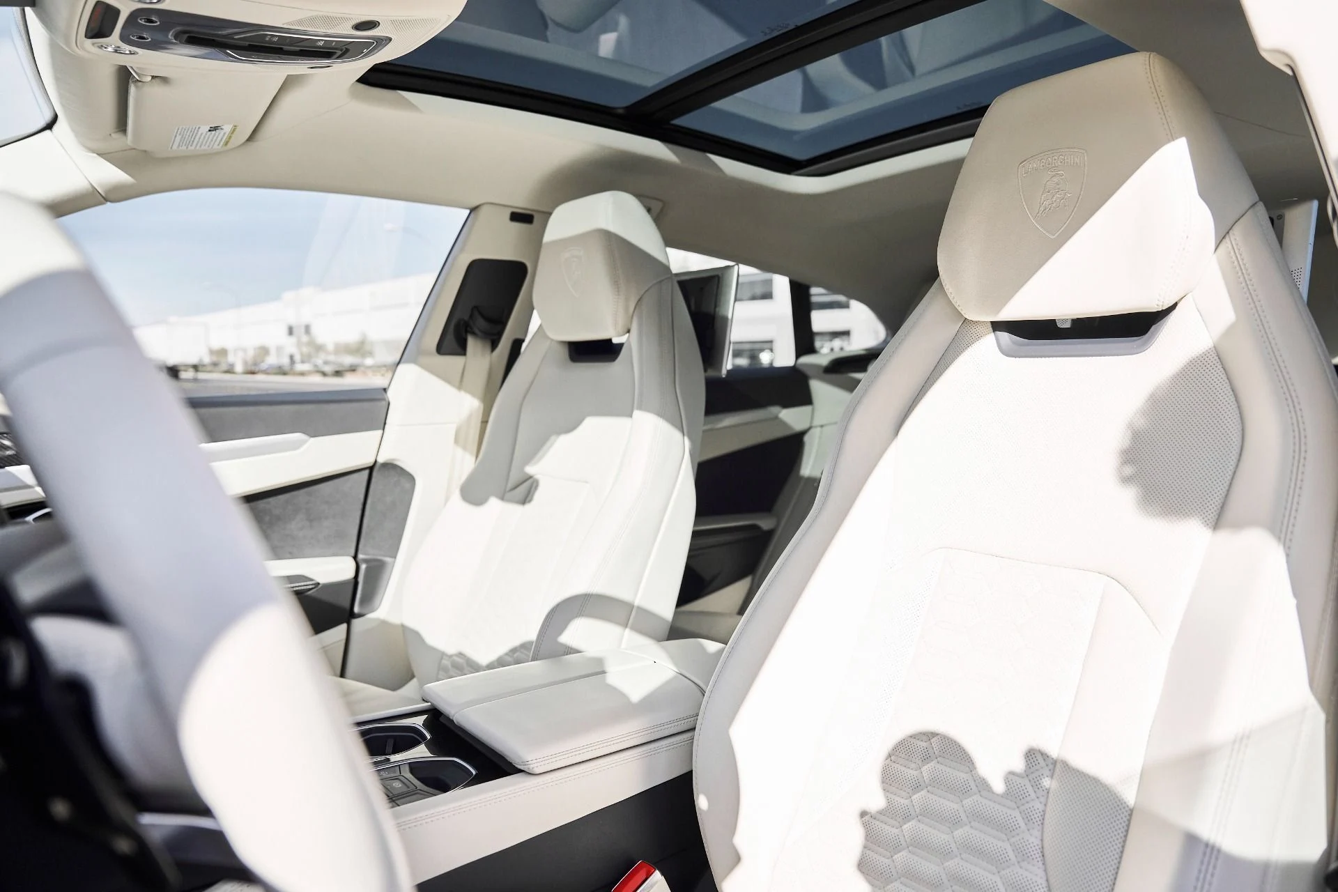 mph042_1498319601_Used_2021_Lamborghini_Urus_1772650674_6b6fe1786c