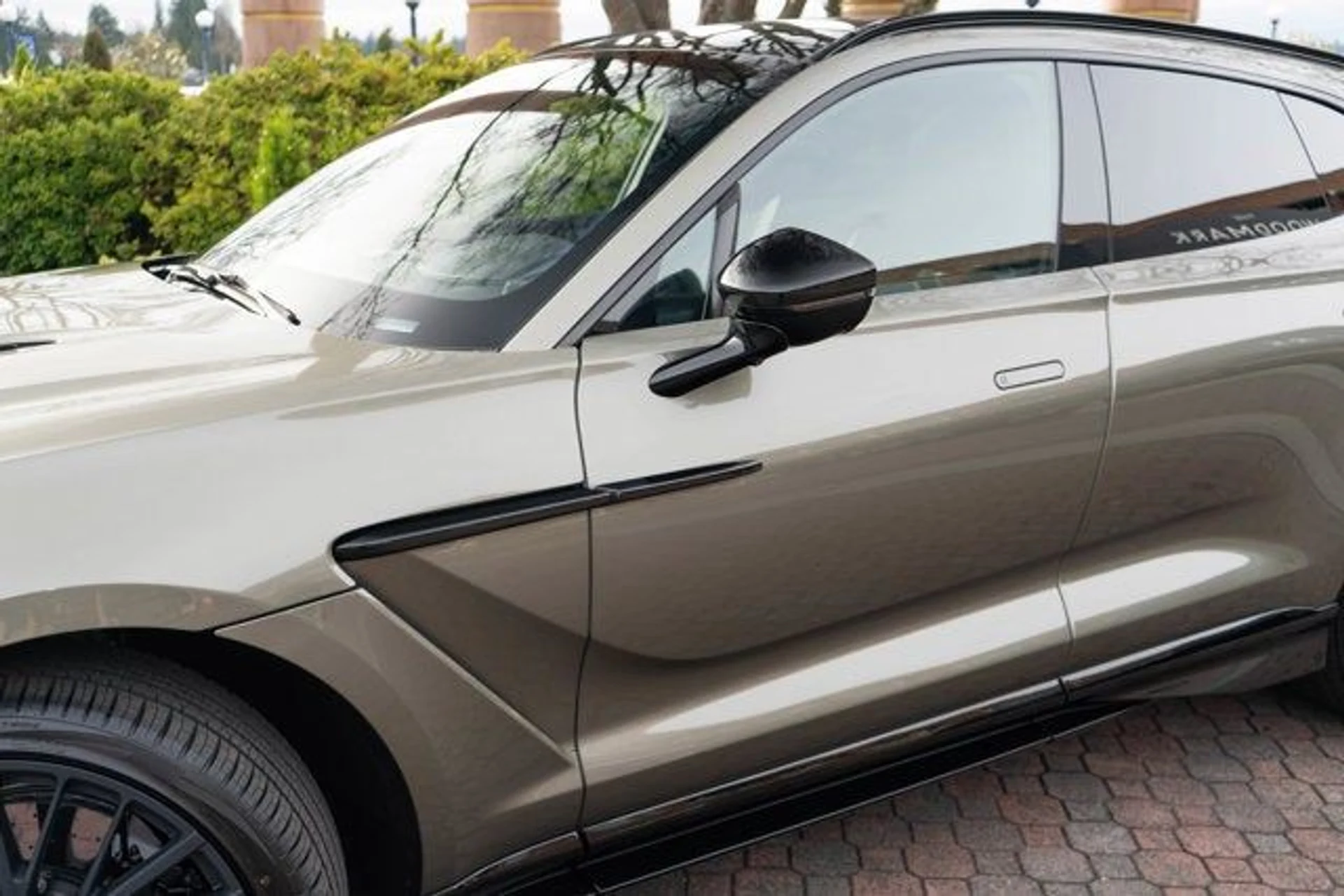 mph042_1505415966_43_a53a7795c4