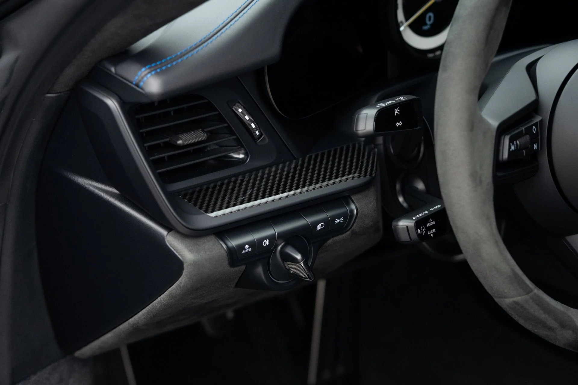 mph042_1507658309_Used_2024_Porsche_911_GT_3_1768339122_26b826a2f4