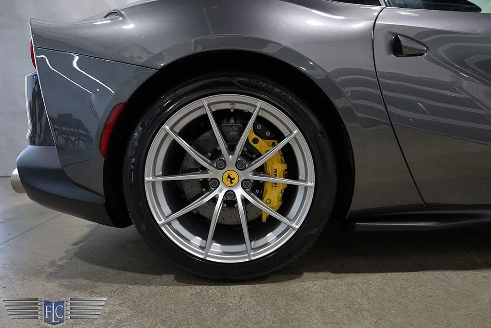 mph042_153585362_used_2020_ferrari_812_superfast_coupe_9689_23009030_43_1024_98457360a6