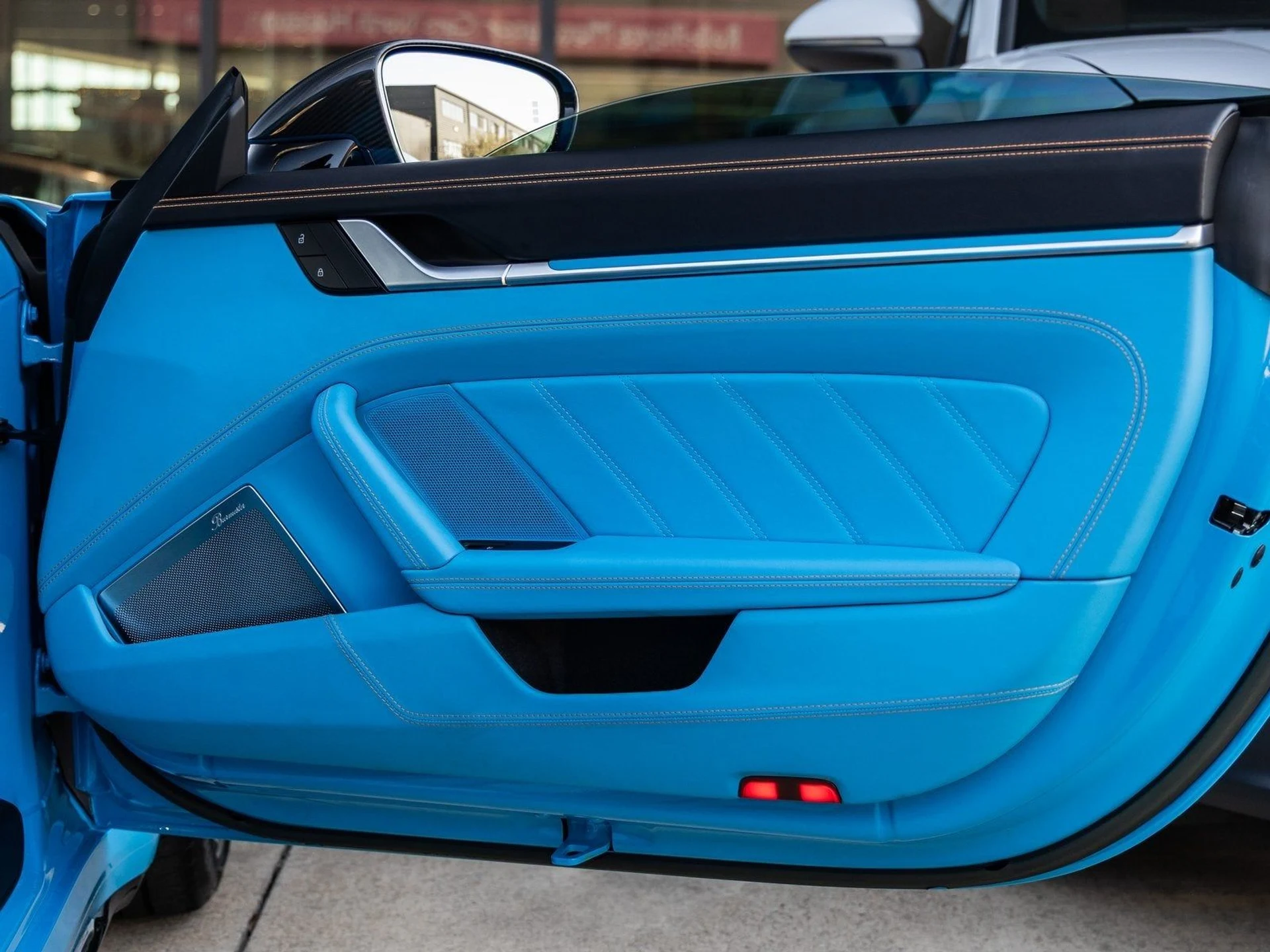 mph042_1536327106_43_8e9d2fd385