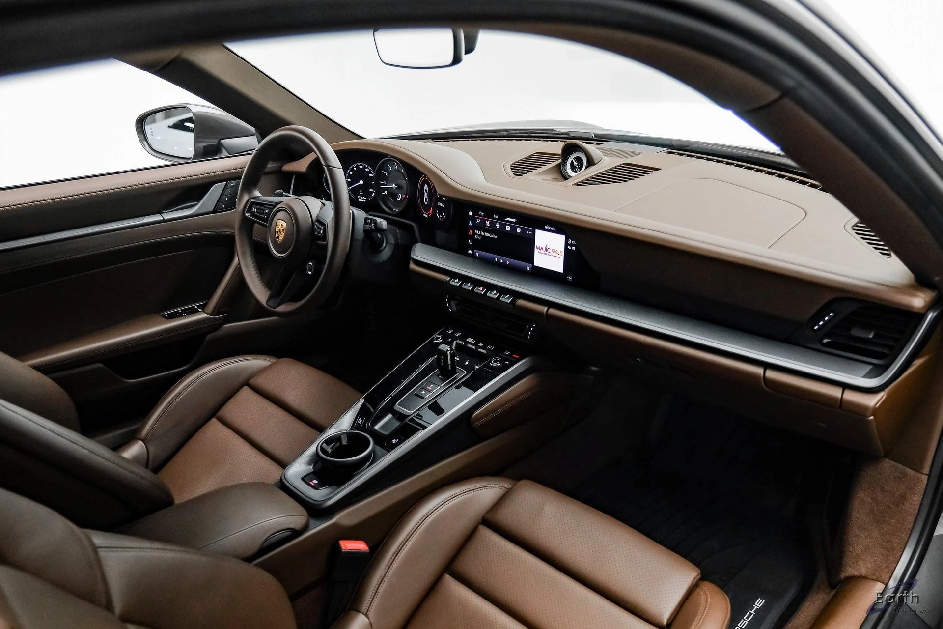 mph042_1543760556_ffc1208bfa486cb3651799d3cd78e457x_5dc0944bbe