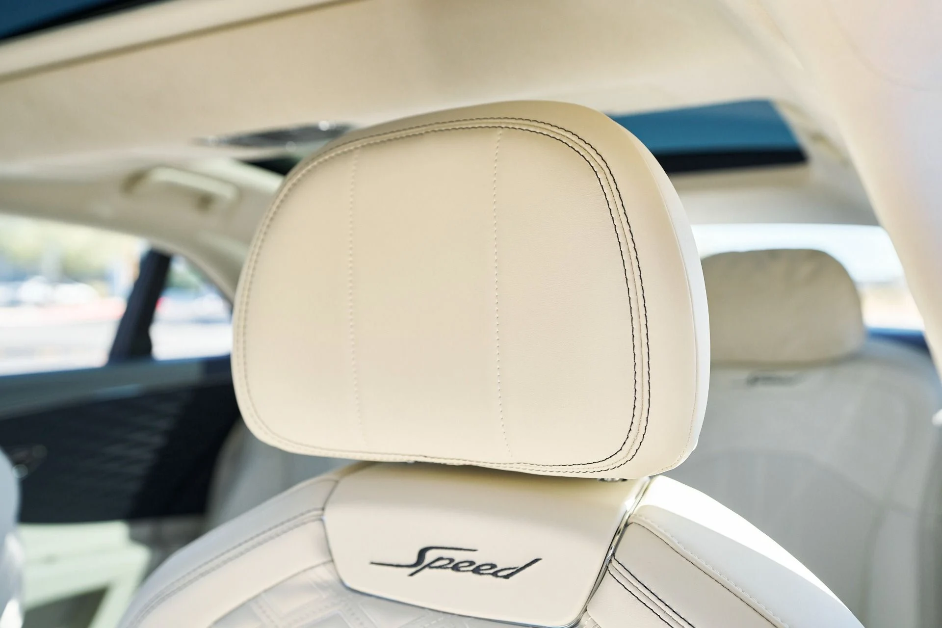 mph042_155755265_Used_2024_Bentley_Flying_Spur_Mulliner_W12_1760650667_2c209395dc