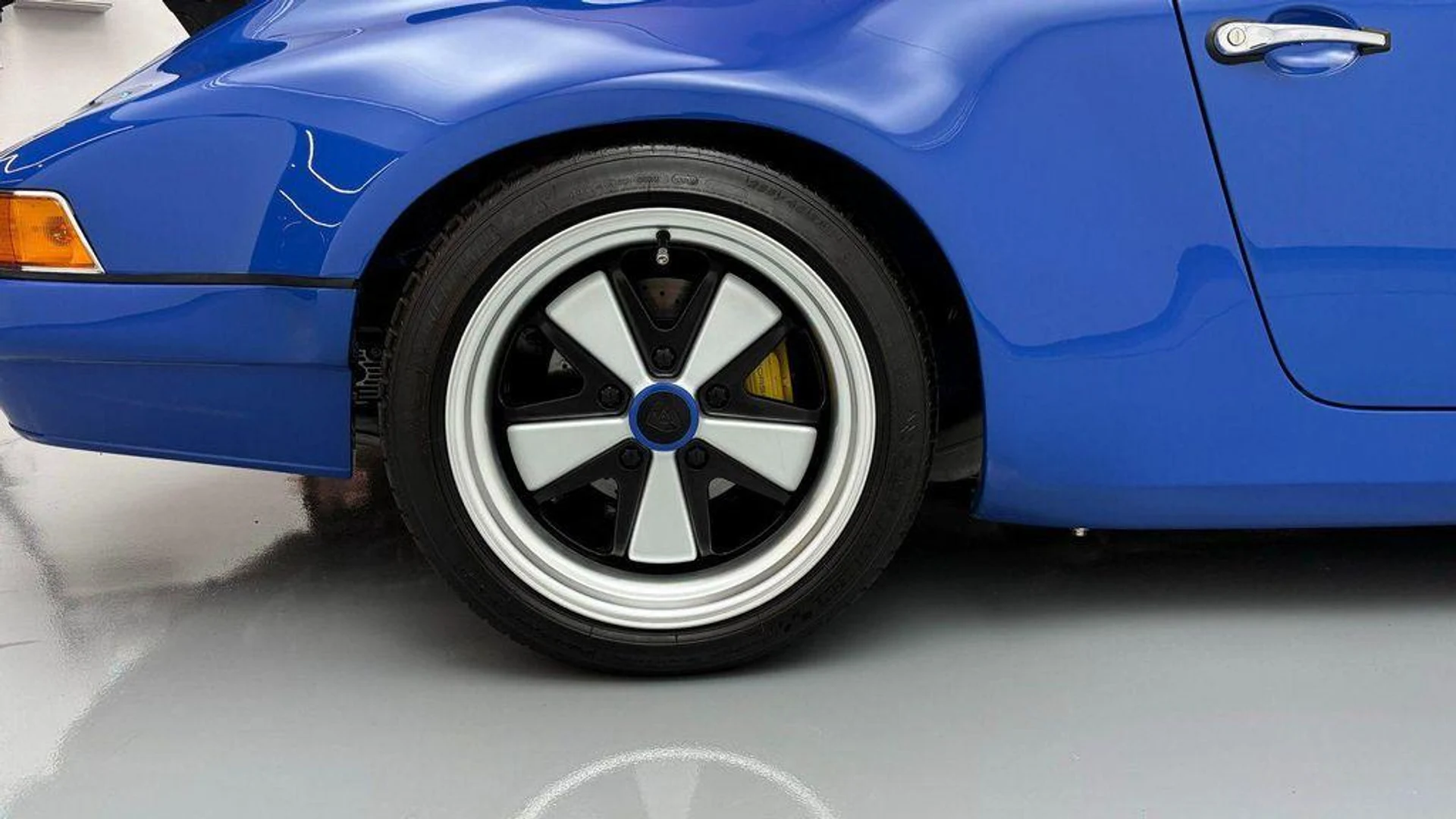 mph042_1561466533_Fz7_Q0c_Ks9pmy_Fyz_Ctf_Cx6_Rqx_Xr_A_2beb39d971