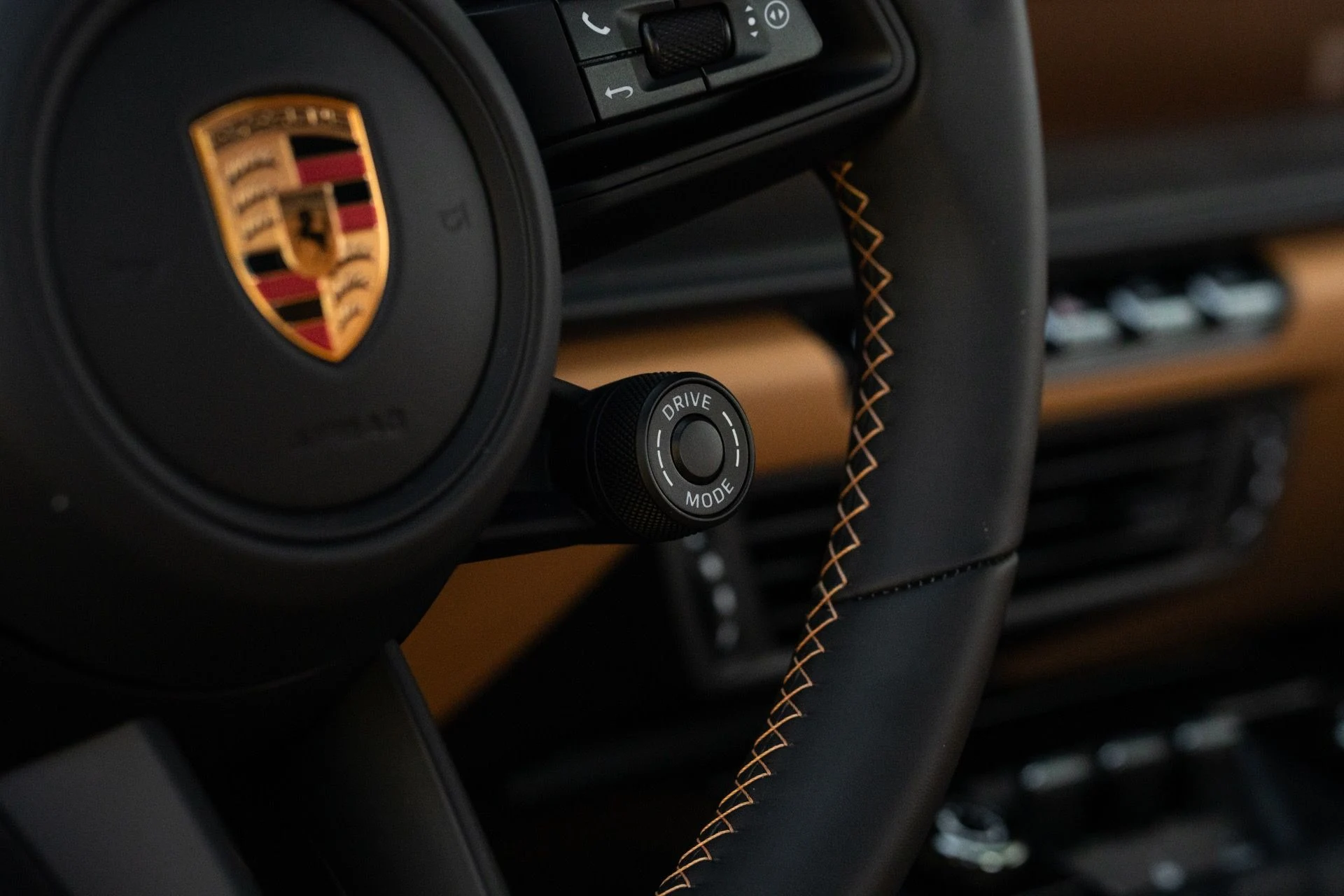 mph042_1569355225_Used_2026_Porsche_911_GT_3_Touring_1770143984_54c200b156