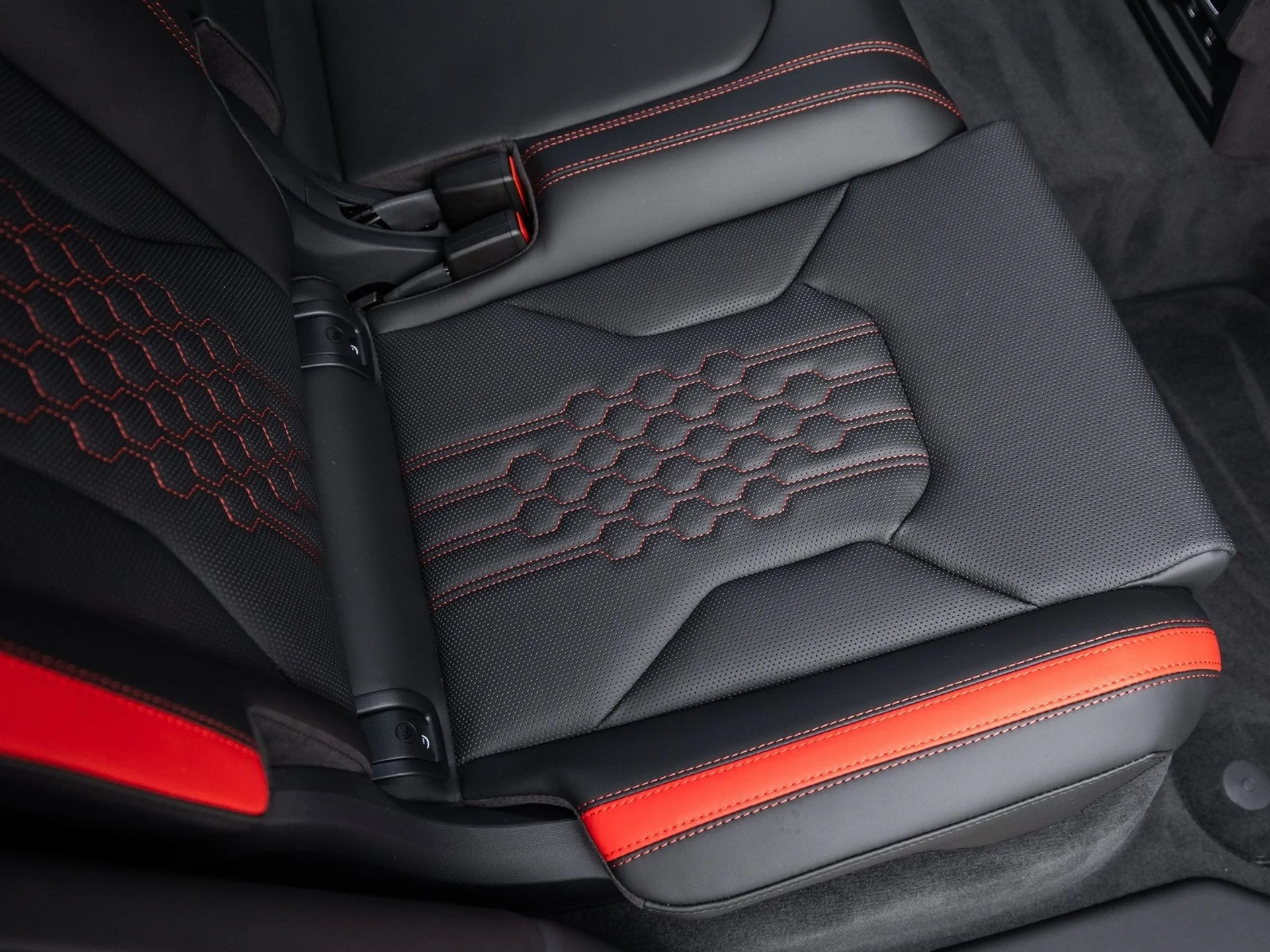 mph042_1589638864_43_d4a77450ec