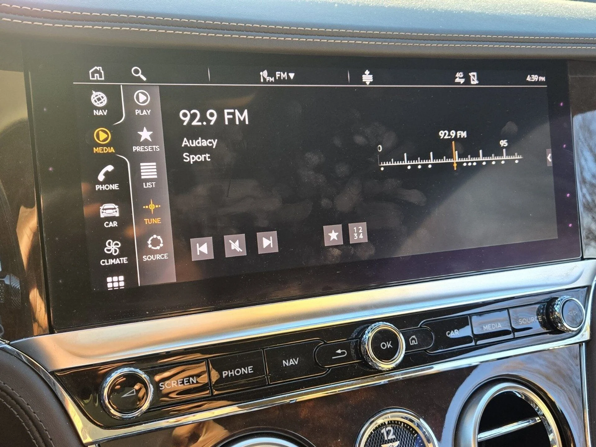 mph042_1595876425_04486b3454756a231864ea14876cdb06x_72c16aee43