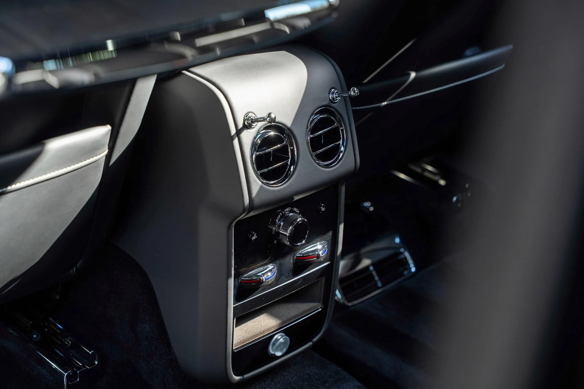 mph042_1597256395_476162067_695cc5218f3ee920bf51885b_7220d1ba1d