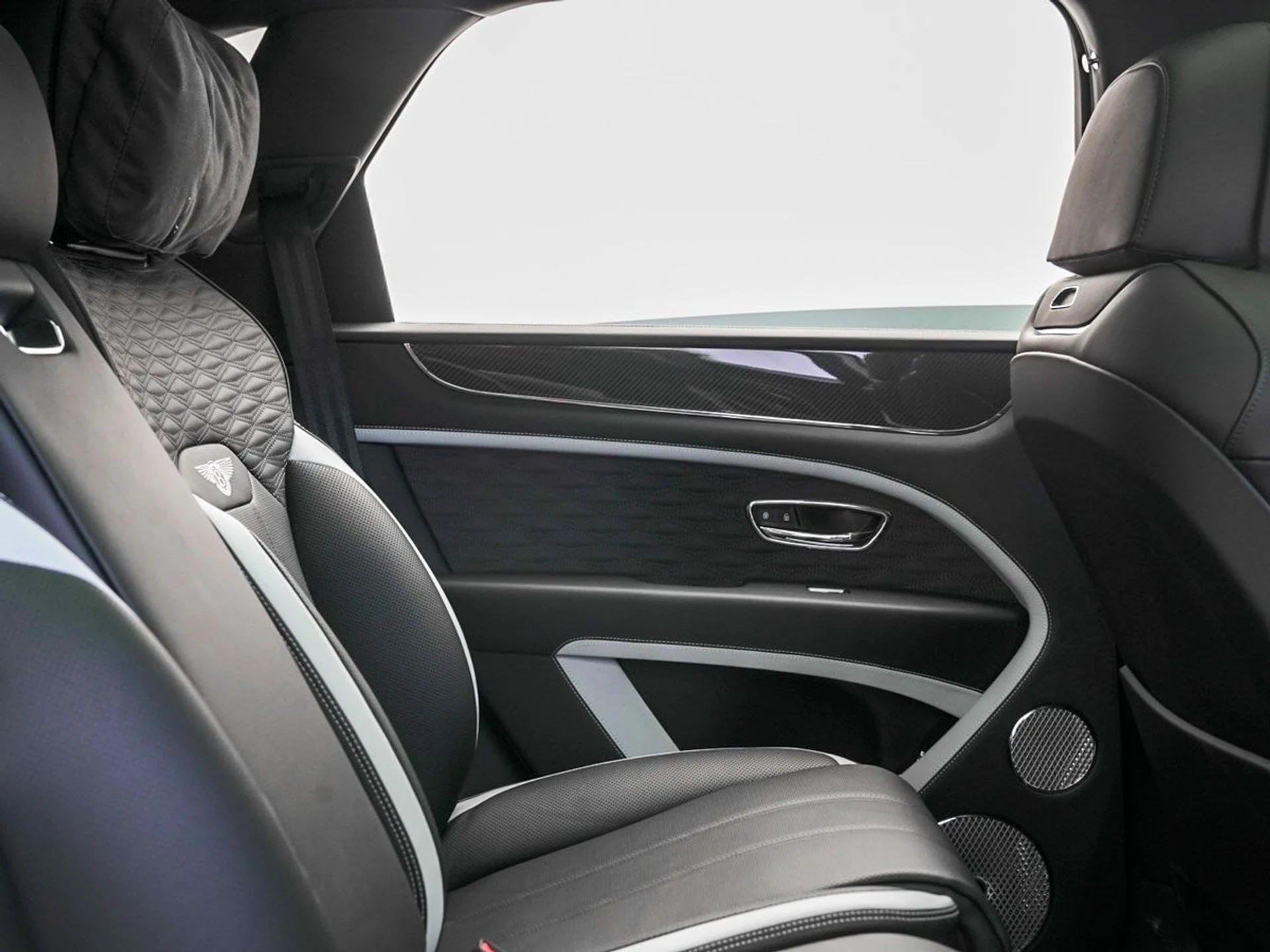 mph042_1610064133_mstoplojo3e7sy3mz48nur6923wm_7b75834a70