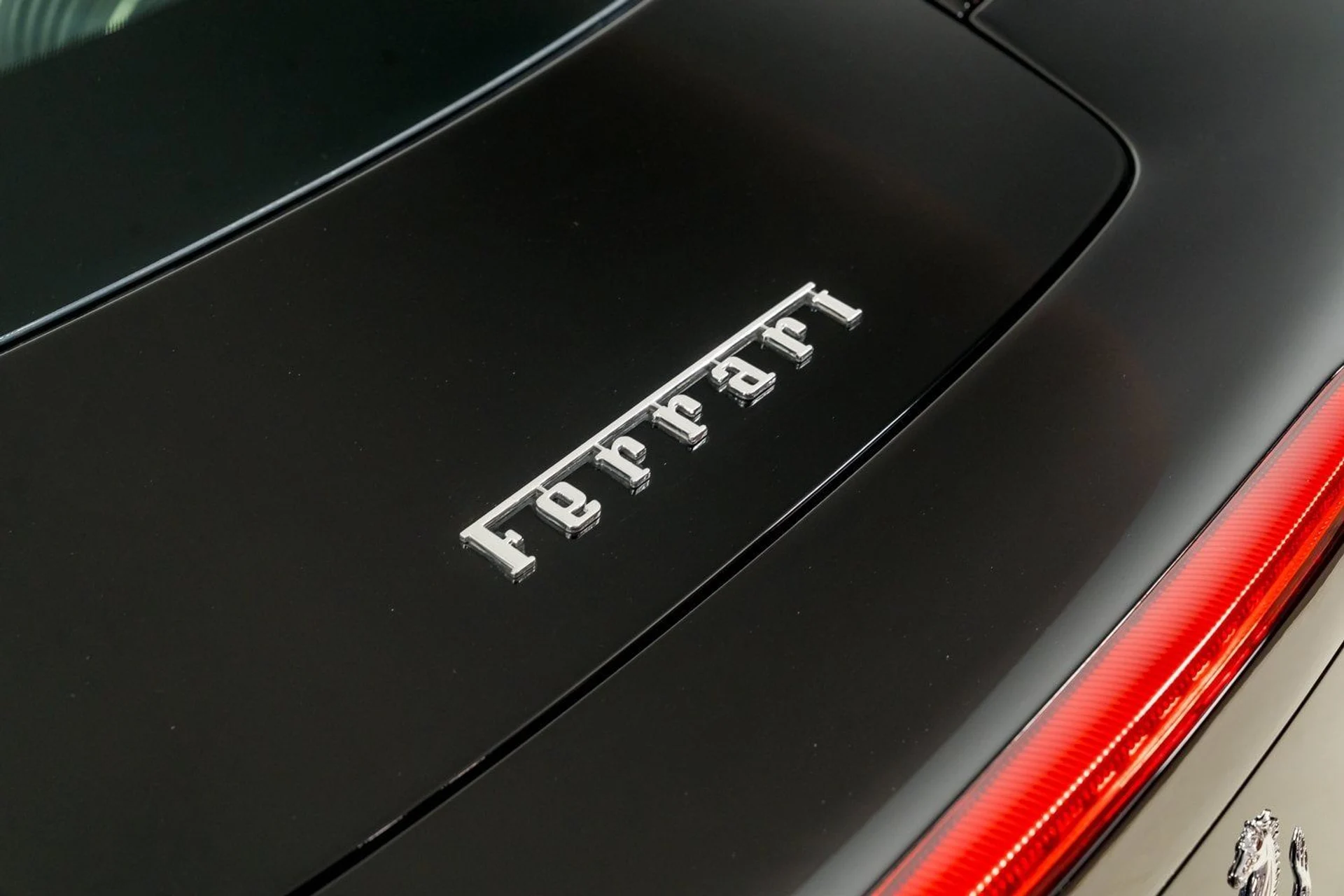 mph042_161929355_ec8fe2e7b775476492b19af861465350_4dee615045