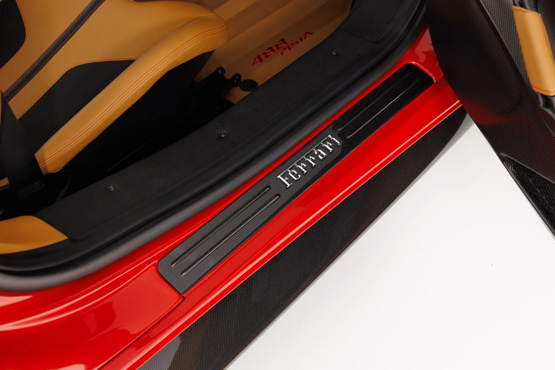 mph042_163438129_Used_2020_Ferrari_488_Pista_1774991852_014314b9a4