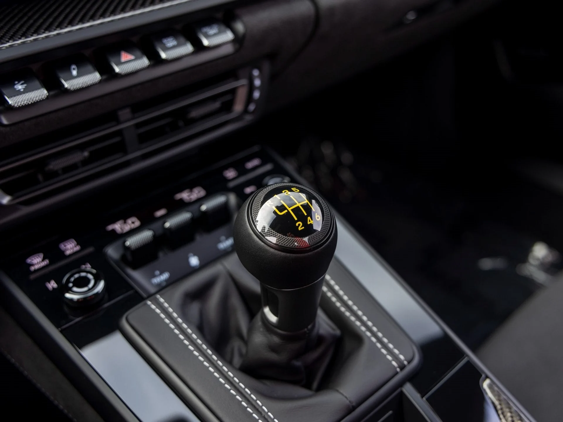 mph042_1634956320_43_4dca0105ed