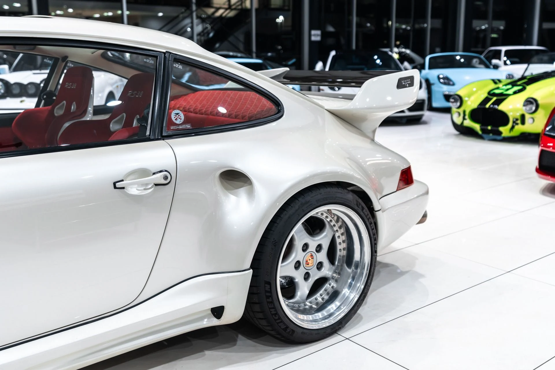 mph042_1648043820_12739_p43_l_412372d88e