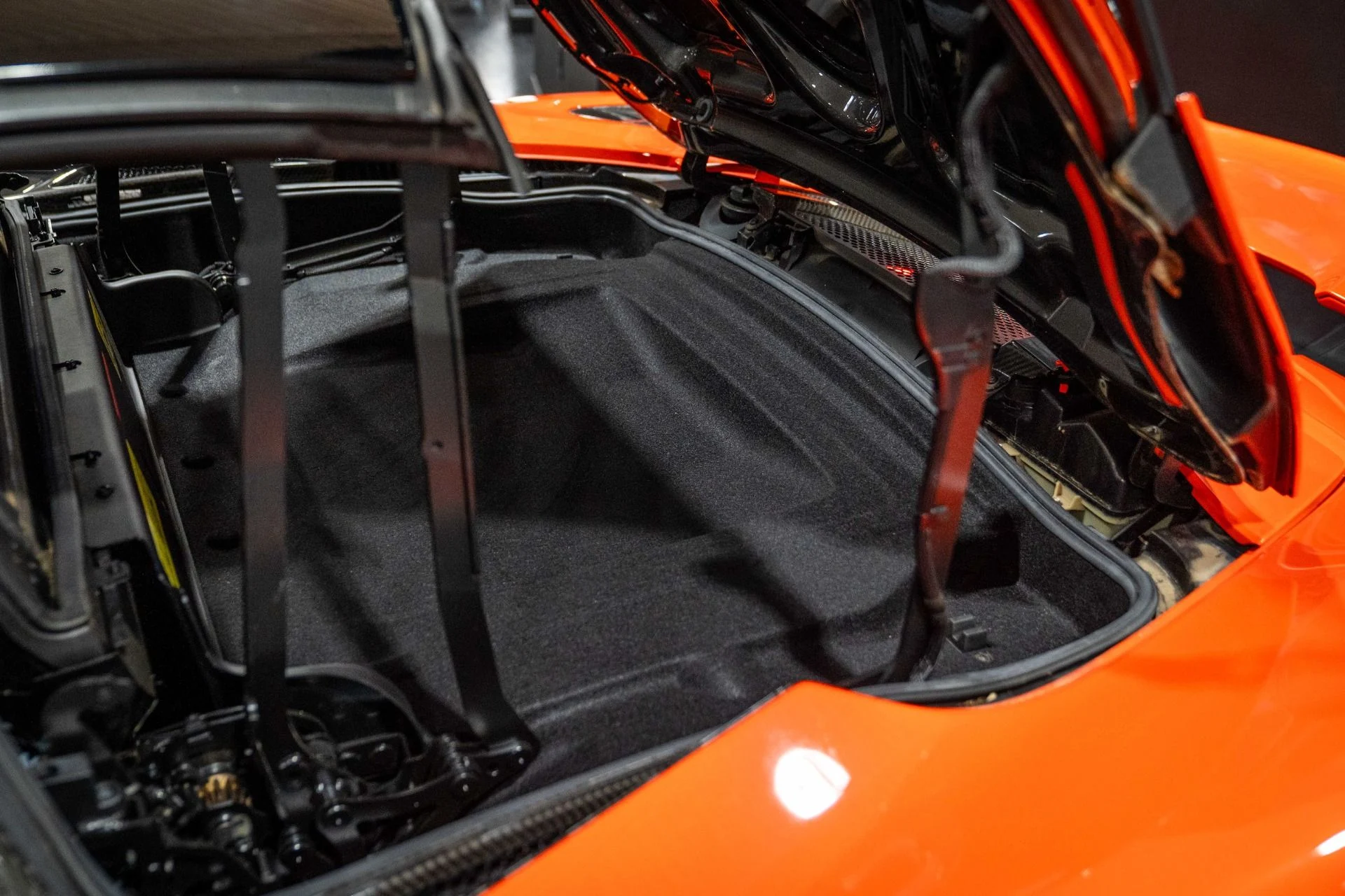 mph042_1649148245_Used_2019_Mc_Laren_720_S_Spider_1767641702_4fe7786298