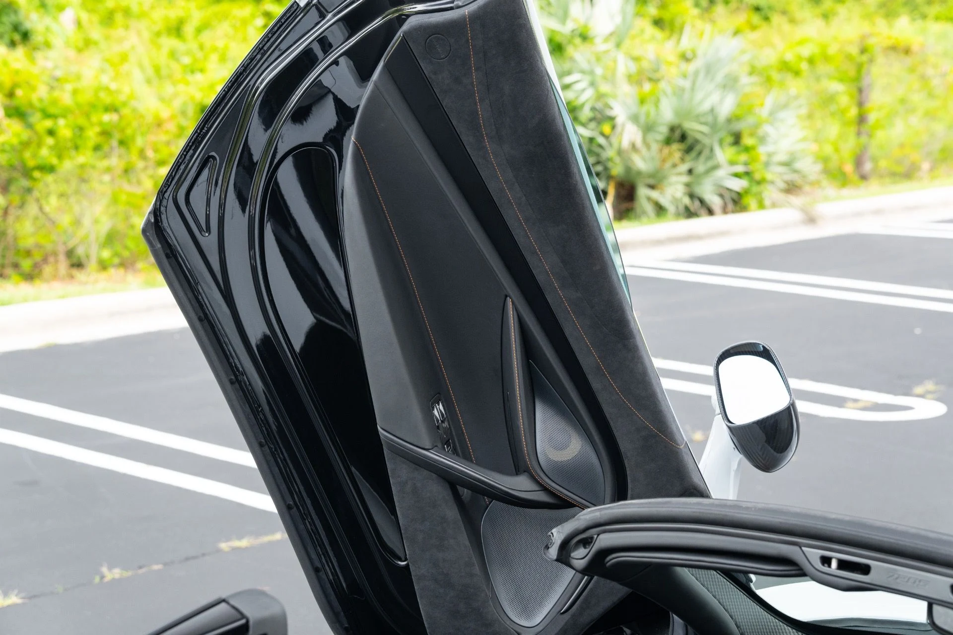 mph042_165927539_Used_2022_Mc_Laren_720_S_Spider_Performance_1776703279_1712a9df64