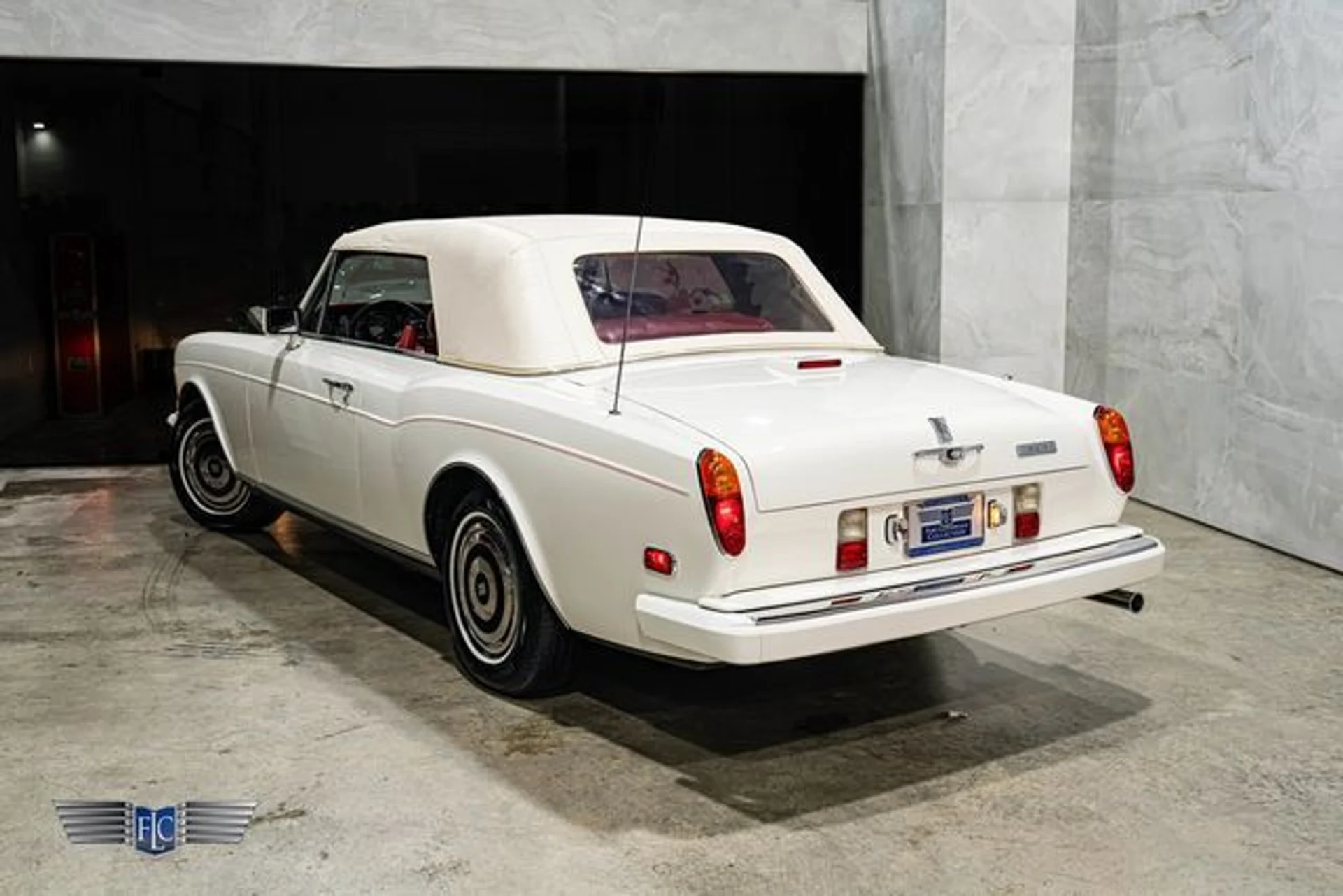 mph042_1672255752_used_1988_rolls_royce_corniche_cv_9689_23071252_47_640_211b9884a2