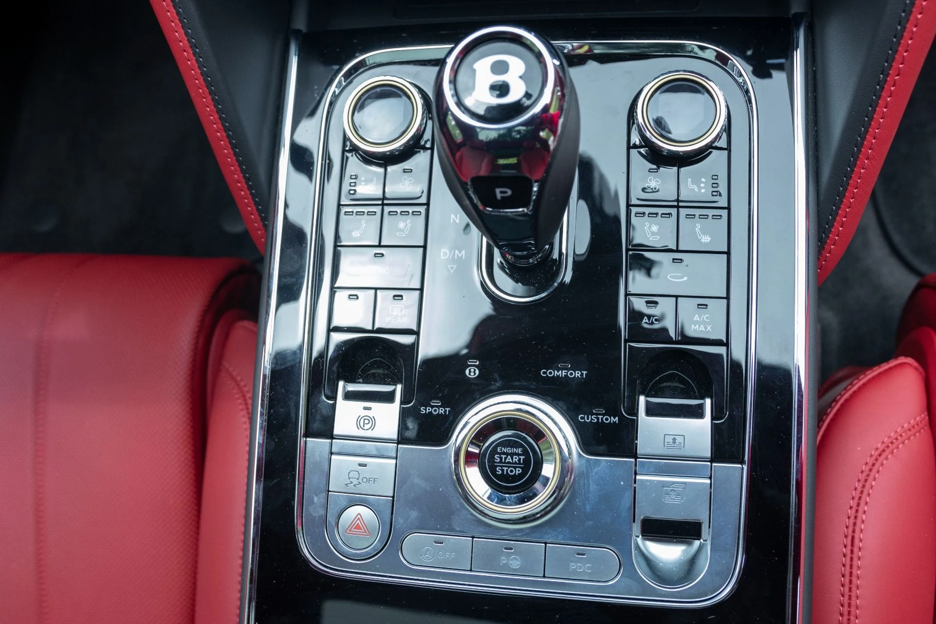 mph042_1689024910_Used_2024_Bentley_Flying_Spur_V8_1779398452_8ec2c1dec4