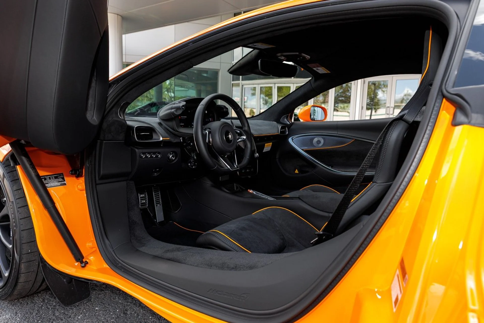 mph042_1689567980_656_p43_l_ca9e75a377