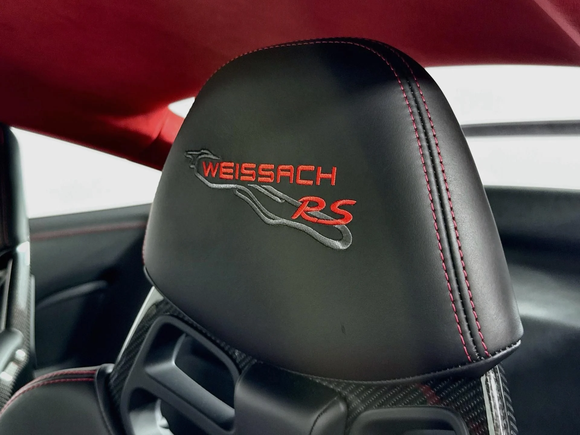 mph042_1691827482_Used_2018_Porsche_911_GT_2_RS_1785871791_25da33e892