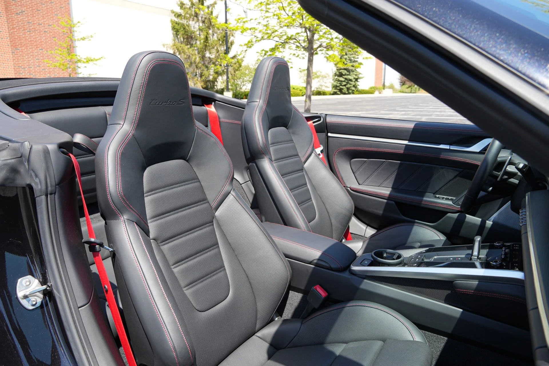 mph042_1714717402_Used_2021_Porsche_911_Turbo_S_1778707837_a6e53f786b