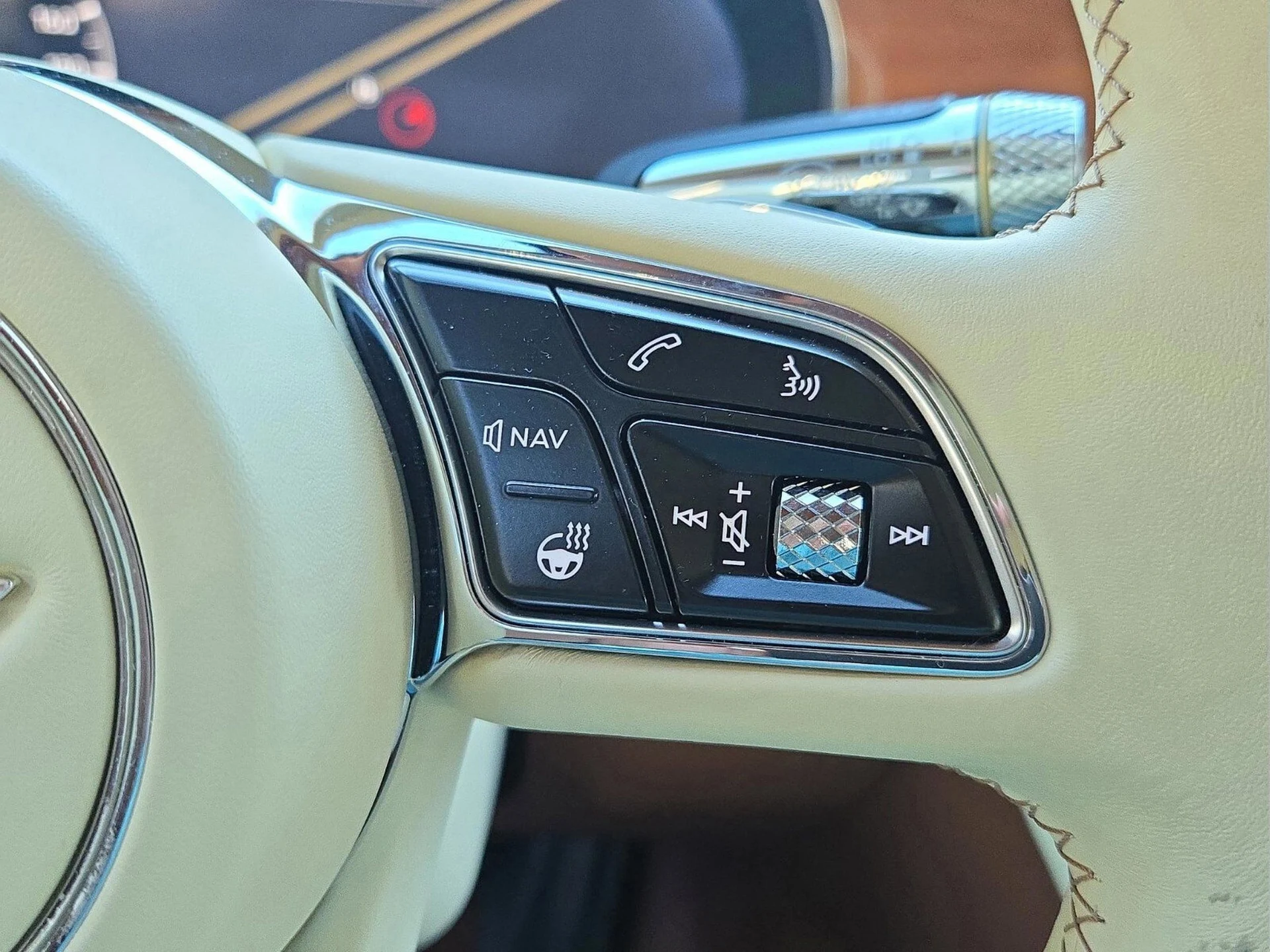 mph042_1729909987_6fd9561c72cd053e66ddb40e2ef5c00ax_b39bd457c3