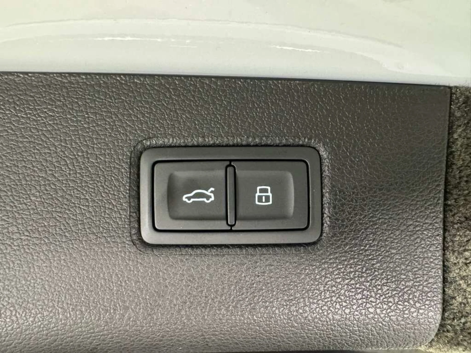 mph042_1753355818_e850f12815893ec2093836896e984a90_4f38a1e52d