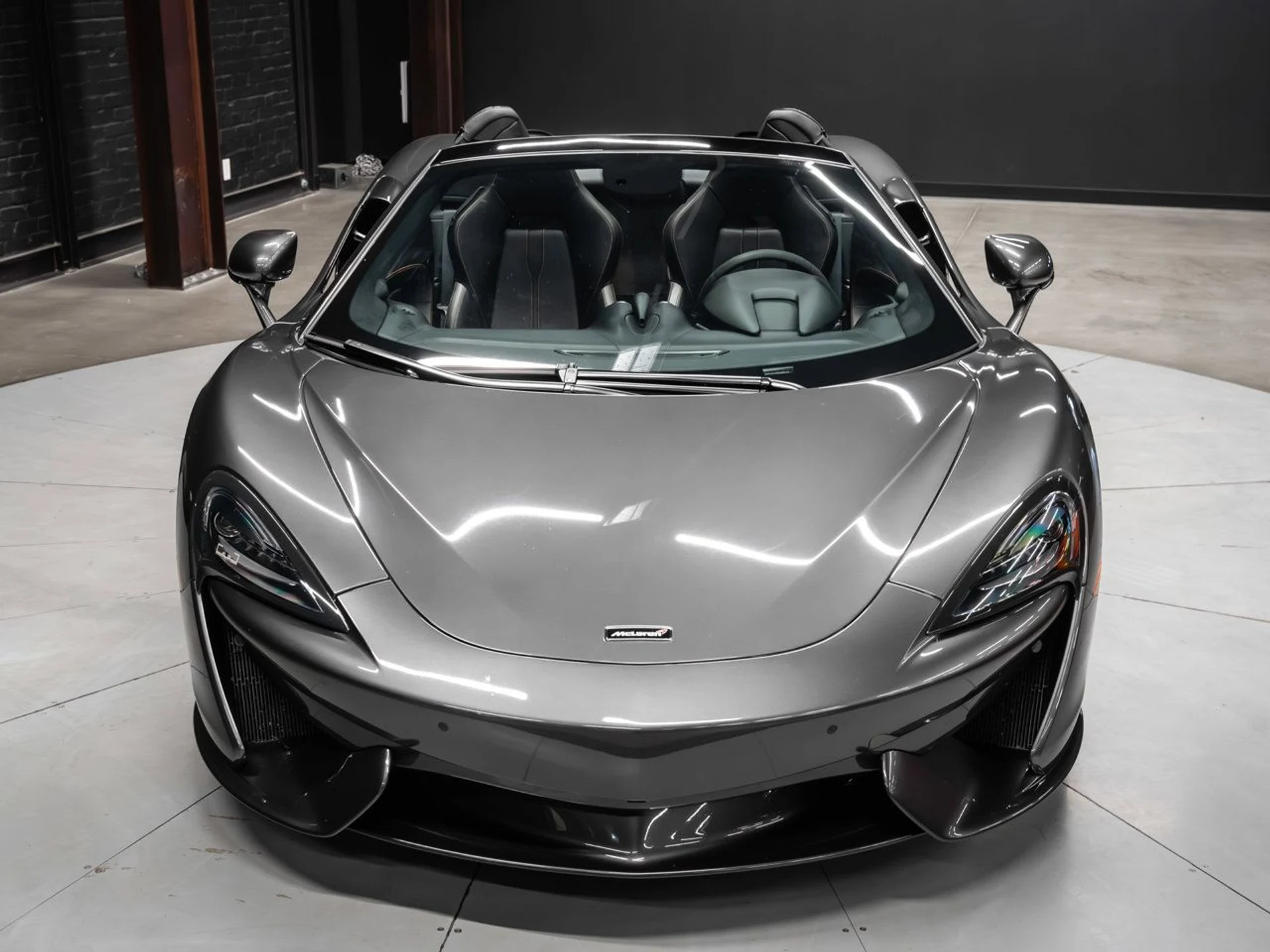 mph042_1759323832_mclaren_570s_2018_e90b4573e5