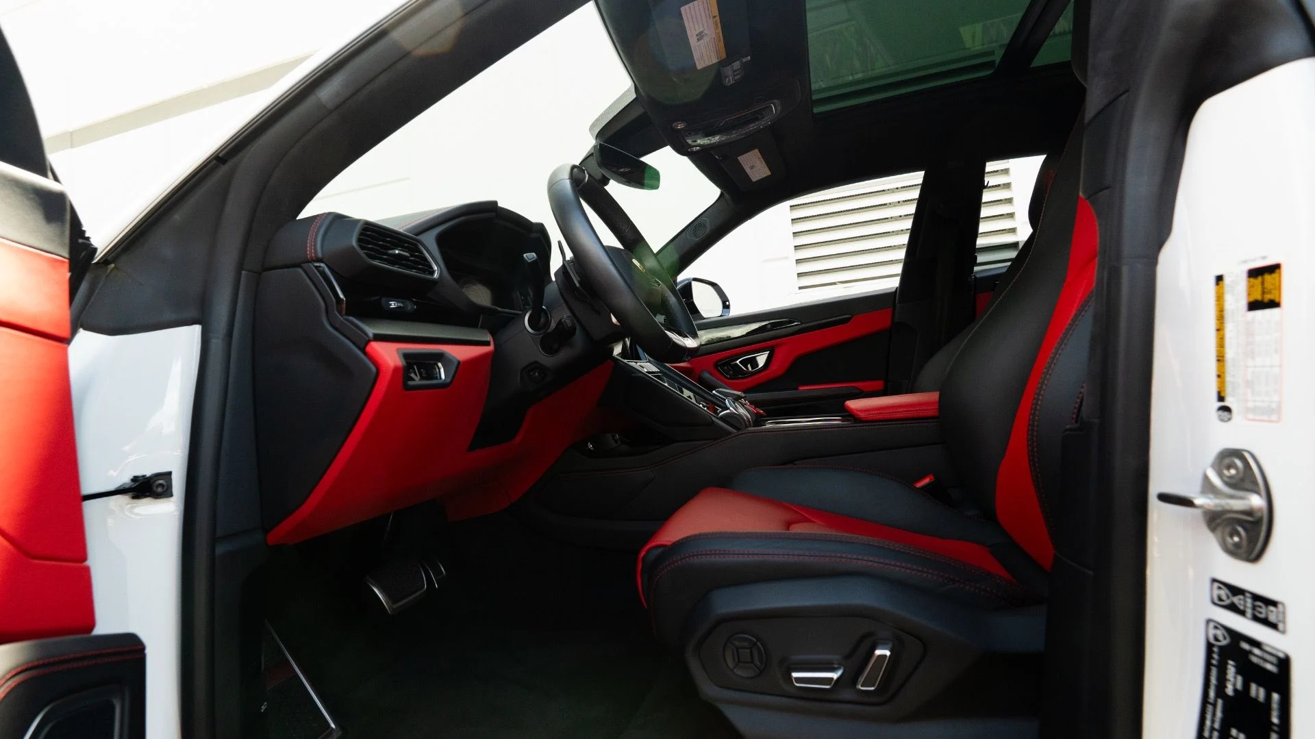 mph042_1759871434_Used_2021_Lamborghini_Urus_1754681963_8bc392185c
