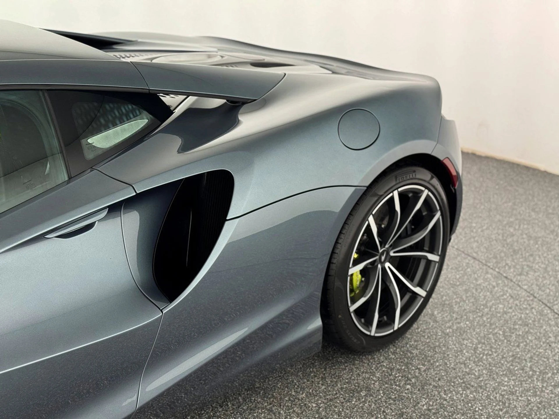 mph042_176004477_0fbd44ef43bf0d55306cae1f508355bbx_e88f84b22d