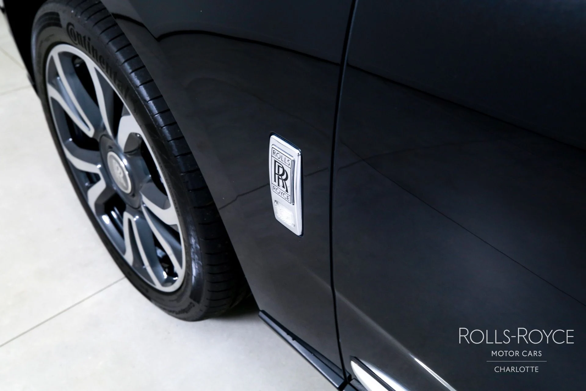 mph042_1812938593_Used_2022_Rolls_Royce_Cullinan_1754585969_c43824a518