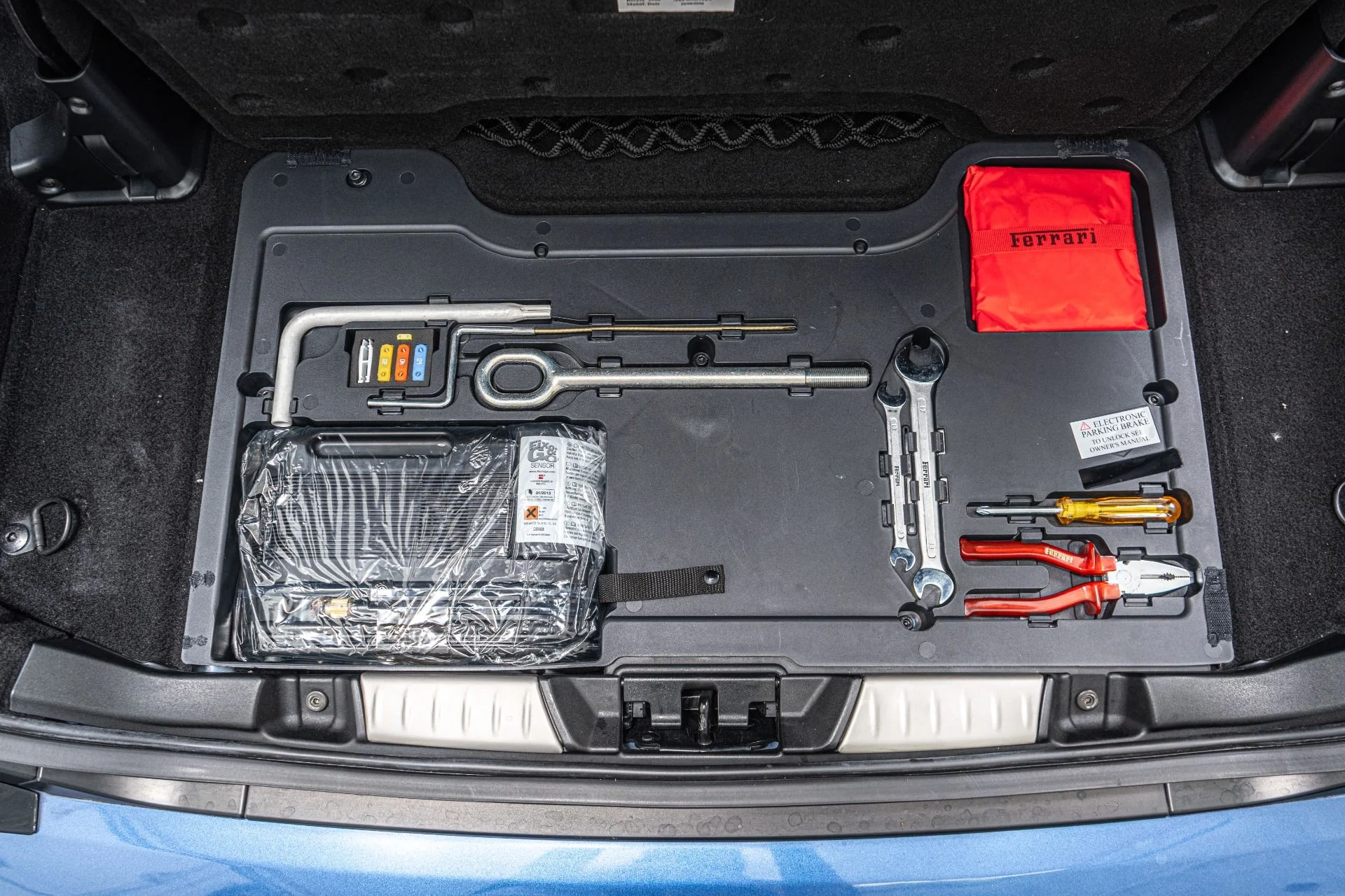 mph042_1815323072_Used_2010_Ferrari_California_1774646795_c39a02d203