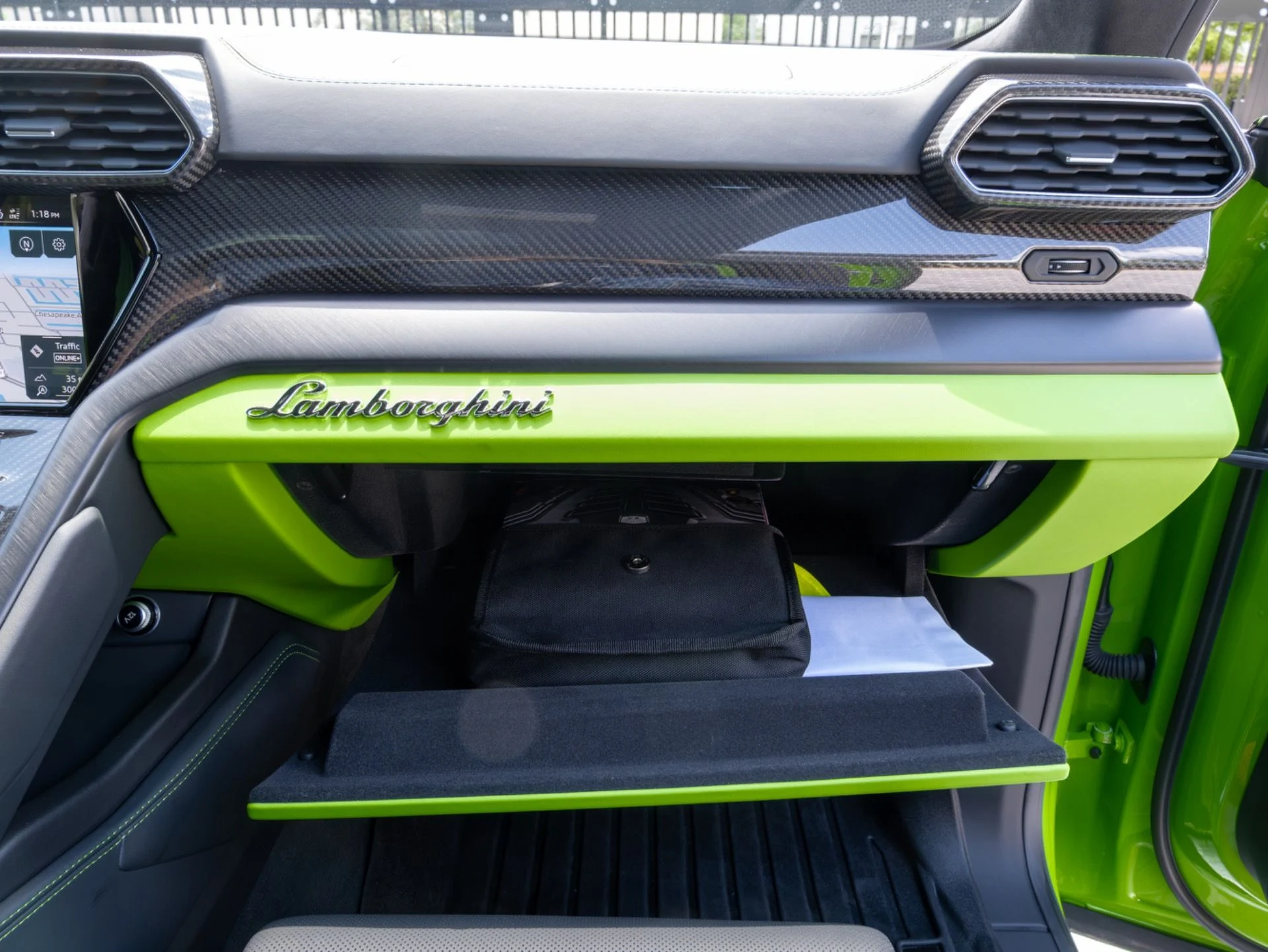 mph042_1816095841_Used_2024_Lamborghini_Urus_S_1775489534_8d1f38dfc2