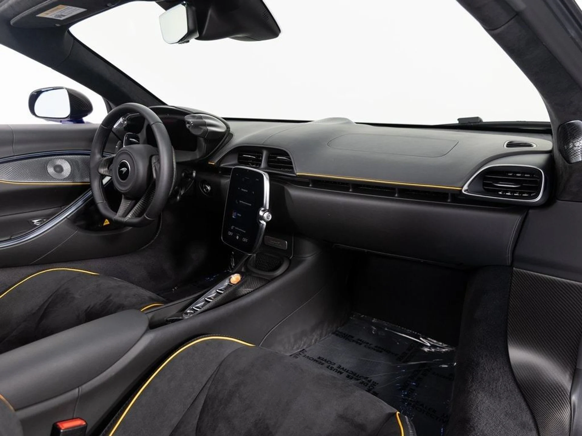 mph042_1824835220_826f6cf70fc22a44a5c5c6de553e9c15x_cd417d6521