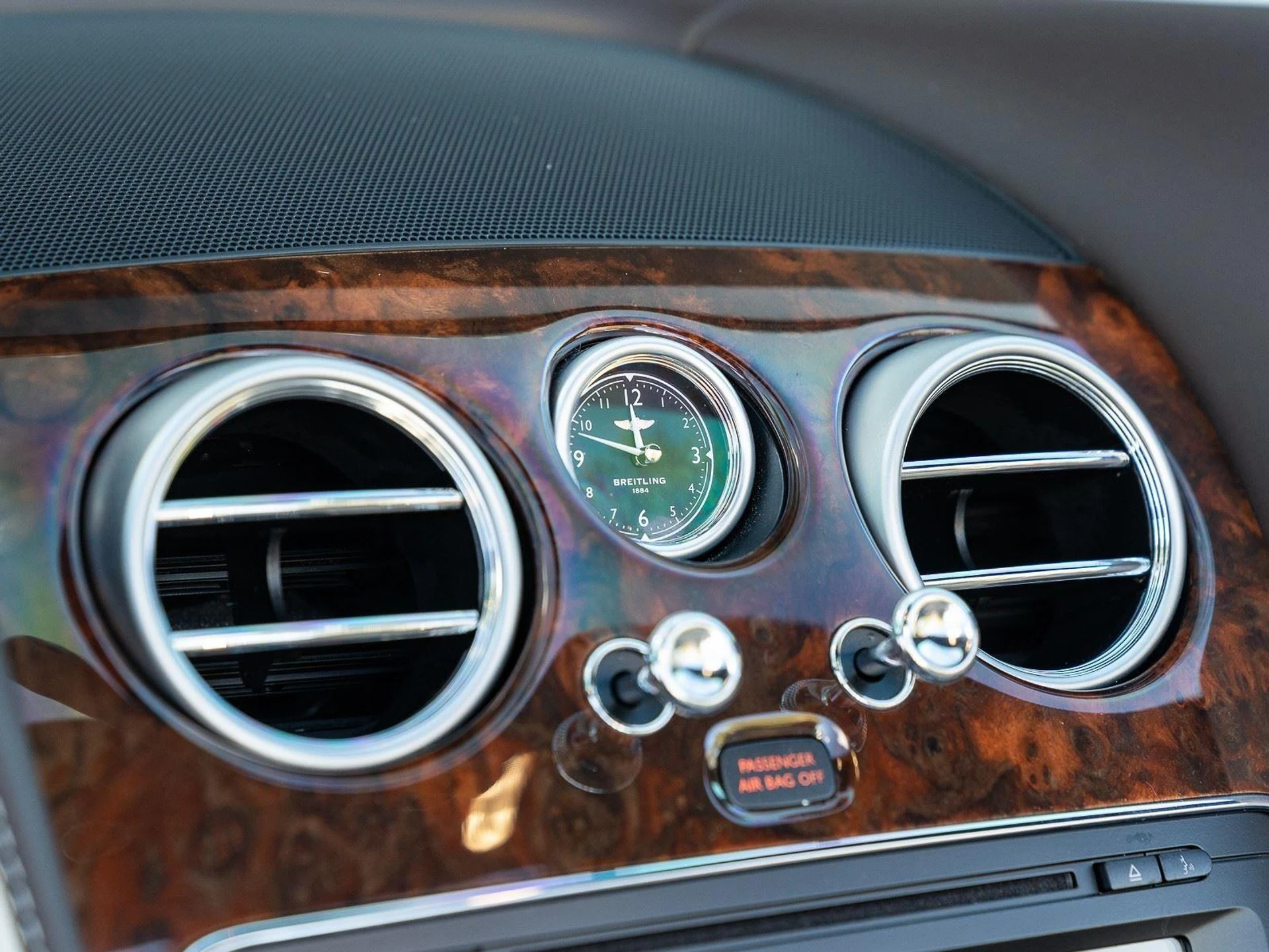 mph042_1834603716_Used_2018_Bentley_Continental_GT_1767952850_be3ace2f33