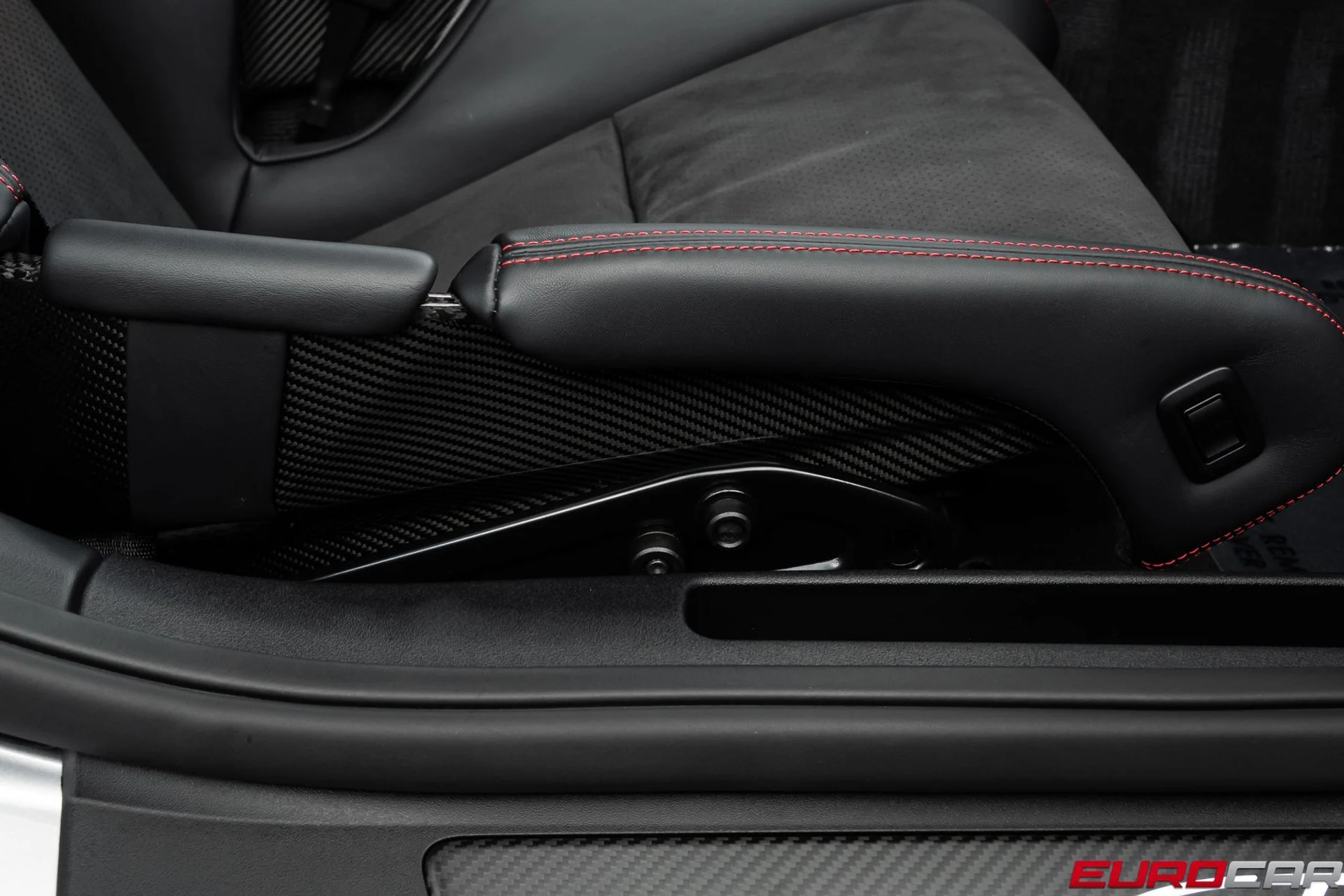 mph042_1845438131_e97af7be_4661_4ba7_b117_66b654d9b10b_32c18ee381