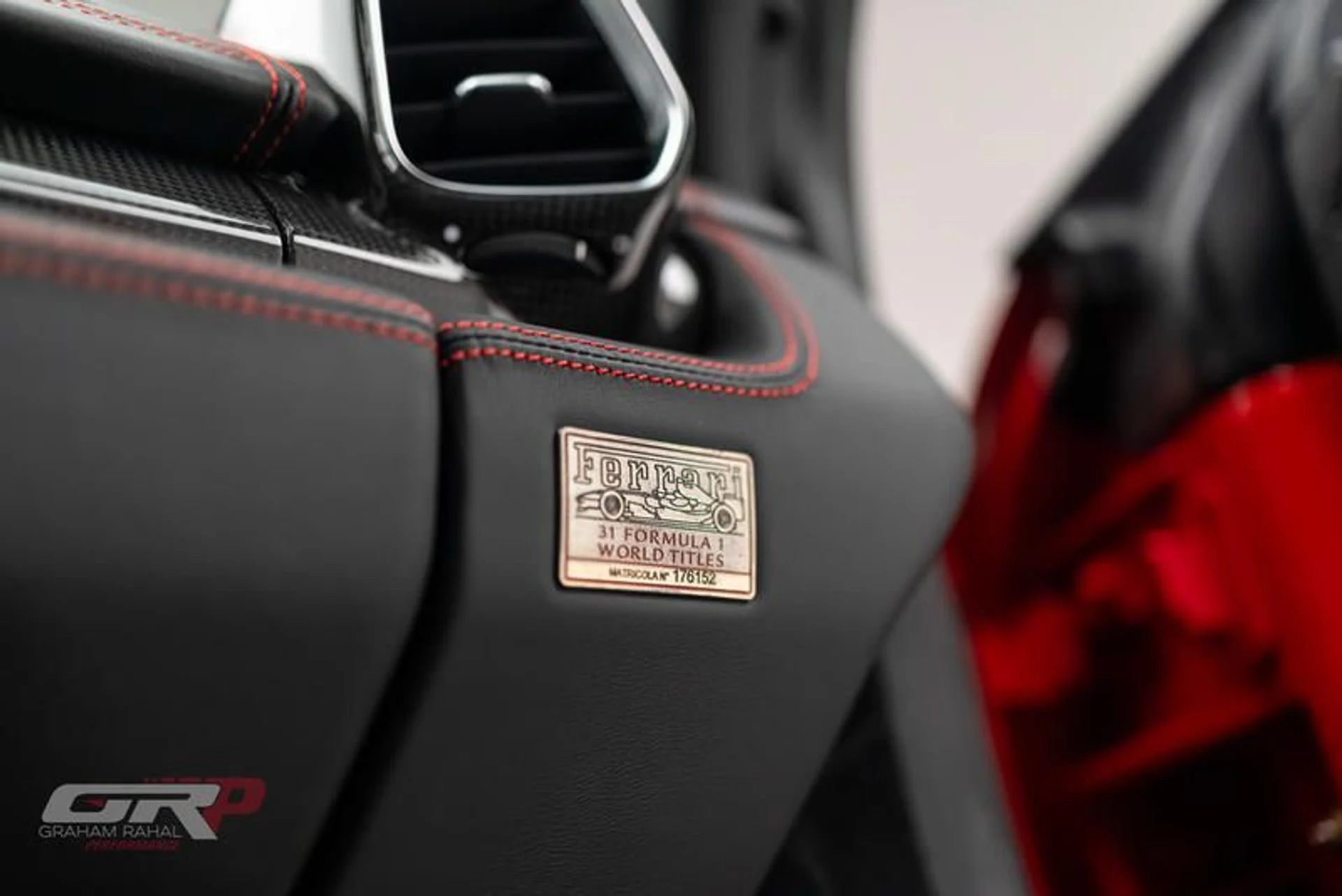 mph042_1866501151_AC_95_FAAE_6071_47_FF_88_F4_30_C3_D3117_A19_287c0fbda6